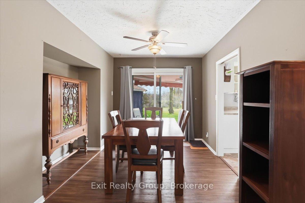 Photo 4 of 196 Elmwood Drive, Belleville, Belleville Ward — HOMEH
