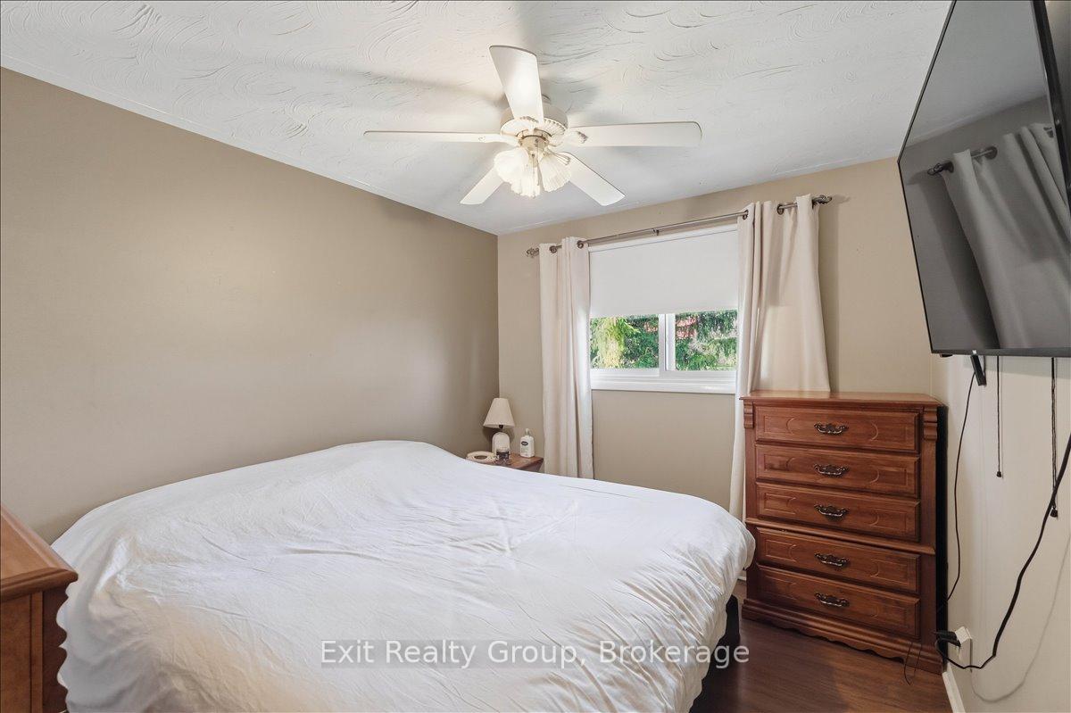 Photo 15 of 196 Elmwood Drive, Belleville, Belleville Ward — HOMEH