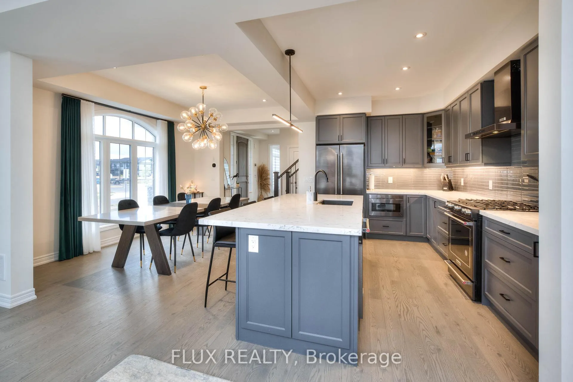Photo 11 of 2 Stonehill Avenue, Kitchener — HOMEH