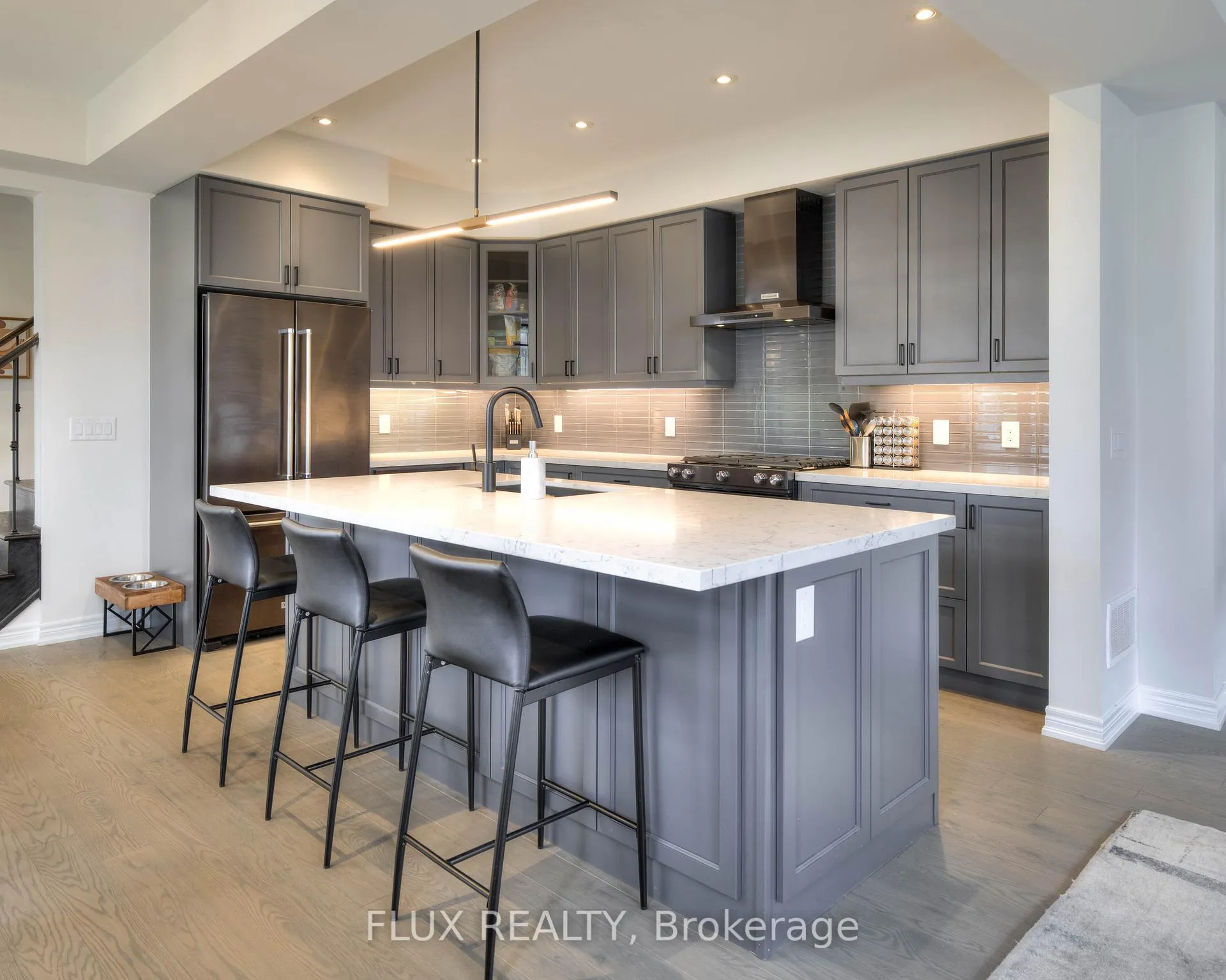 Photo 13 of 2 Stonehill Avenue, Kitchener — HOMEH