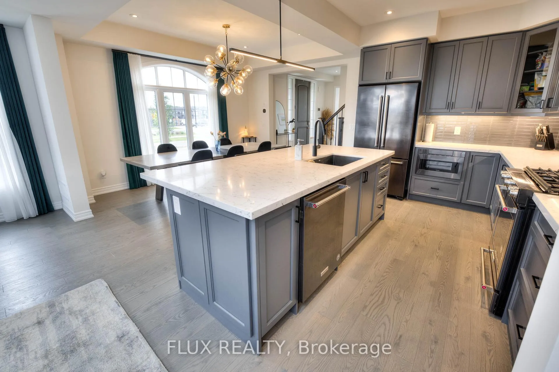 Photo 15 of 2 Stonehill Avenue, Kitchener — HOMEH
