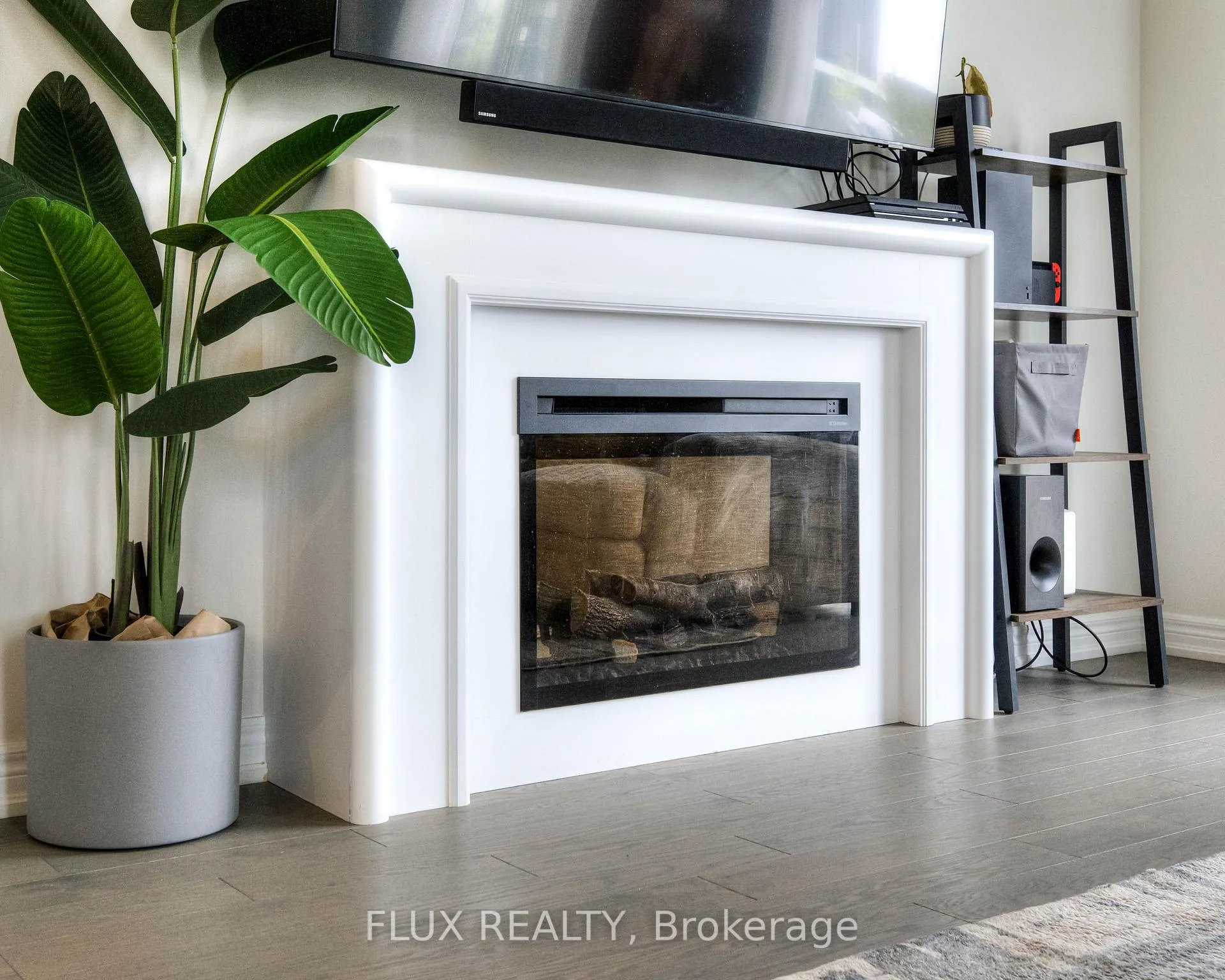 Photo 20 of 2 Stonehill Avenue, Kitchener — HOMEH