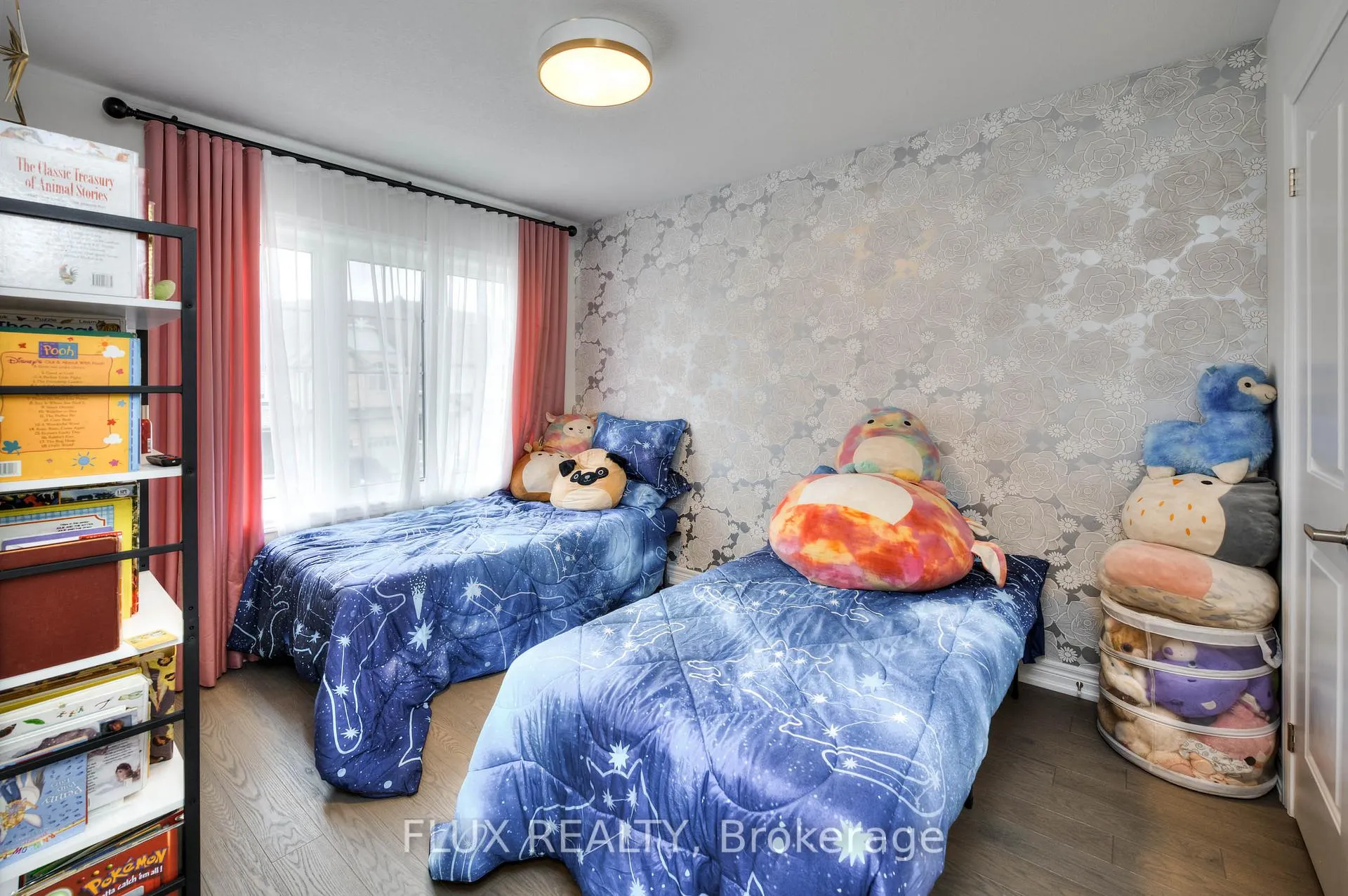 Photo 23 of 2 Stonehill Avenue, Kitchener — HOMEH