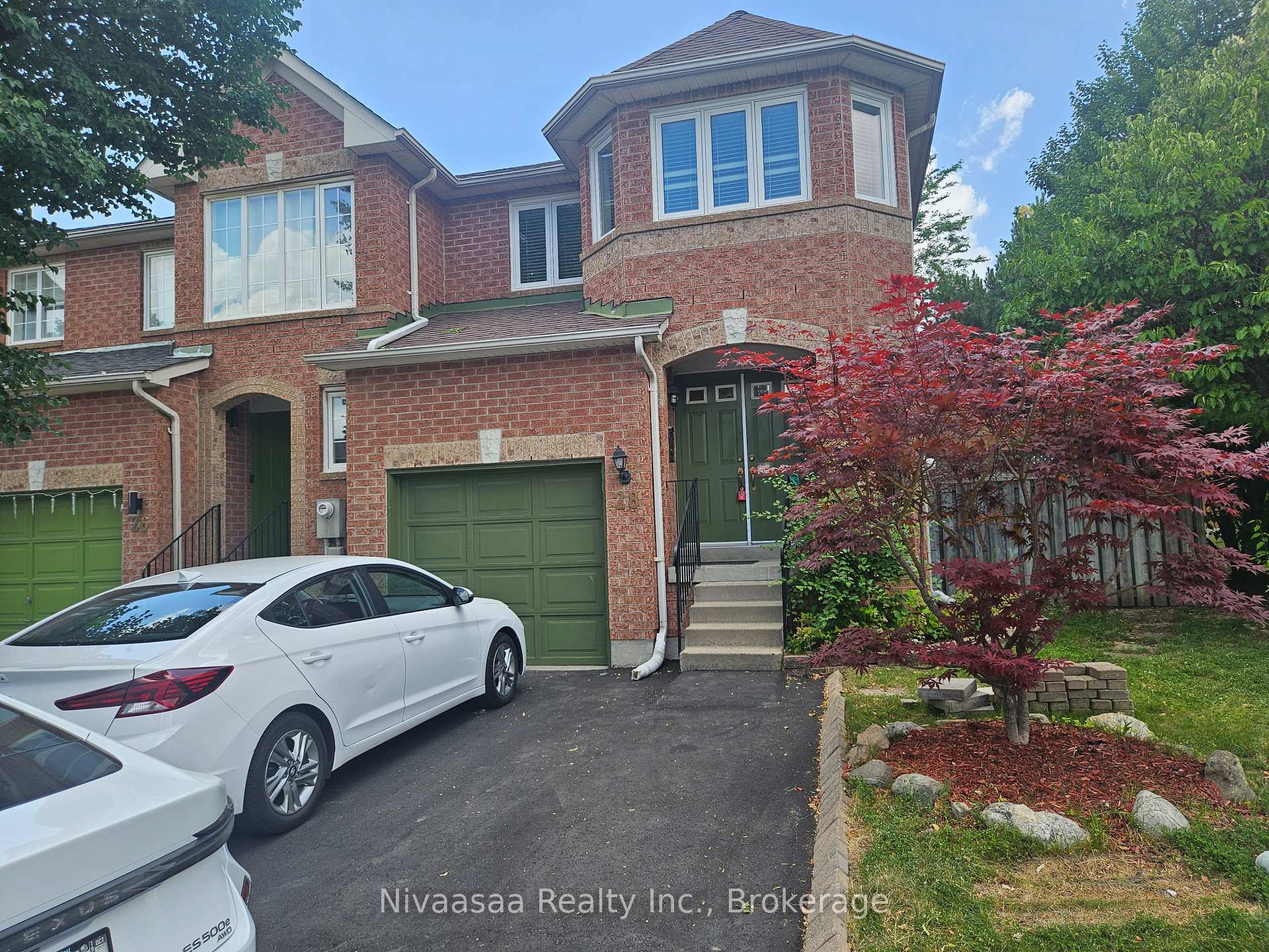 Photo 1 of Unit 39, 28 Gilgorm Road, Brampton, Brampton West — HOMEH