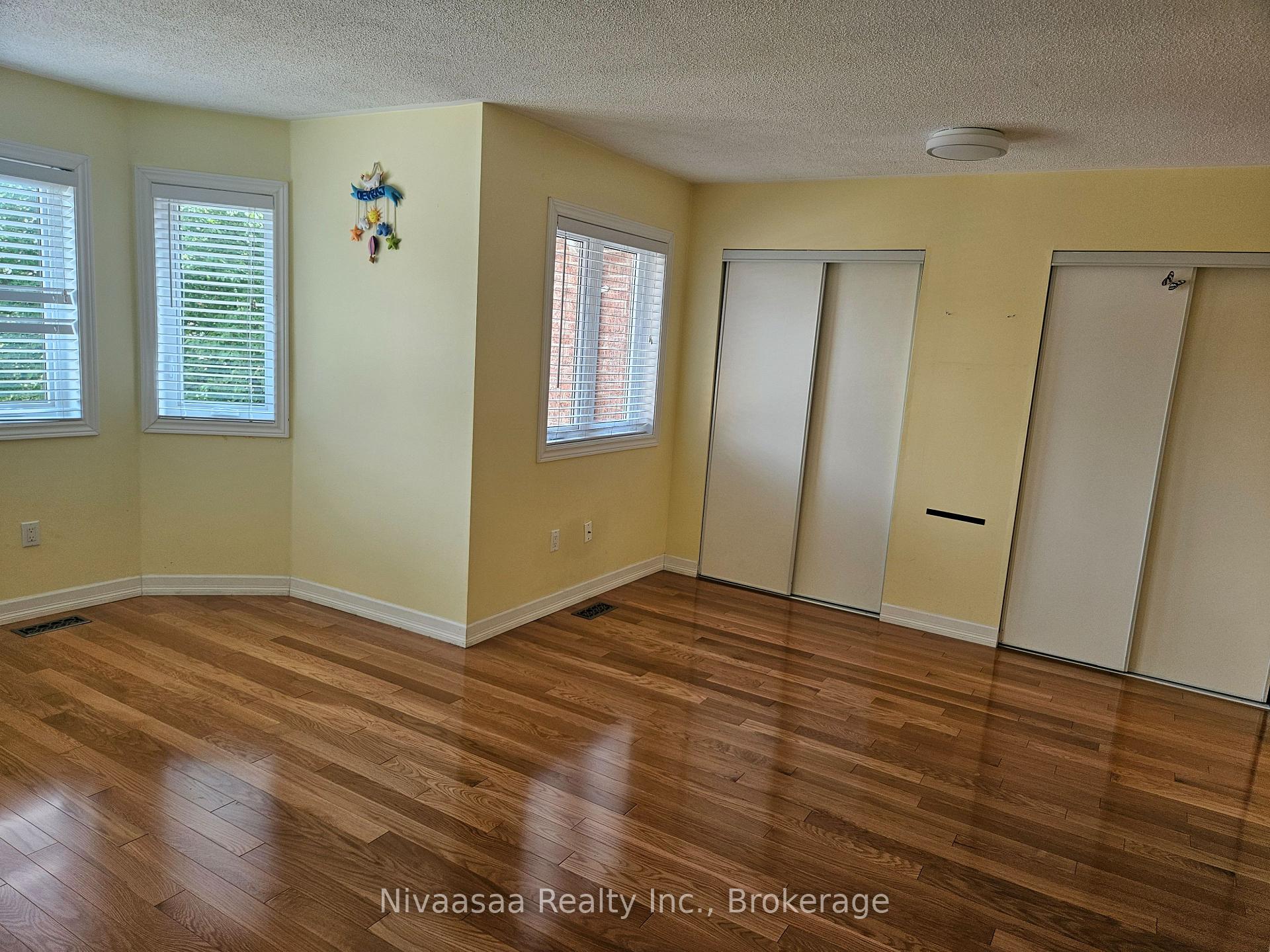 Photo 10 of Unit 39, 28 Gilgorm Road, Brampton, Brampton West — HOMEH