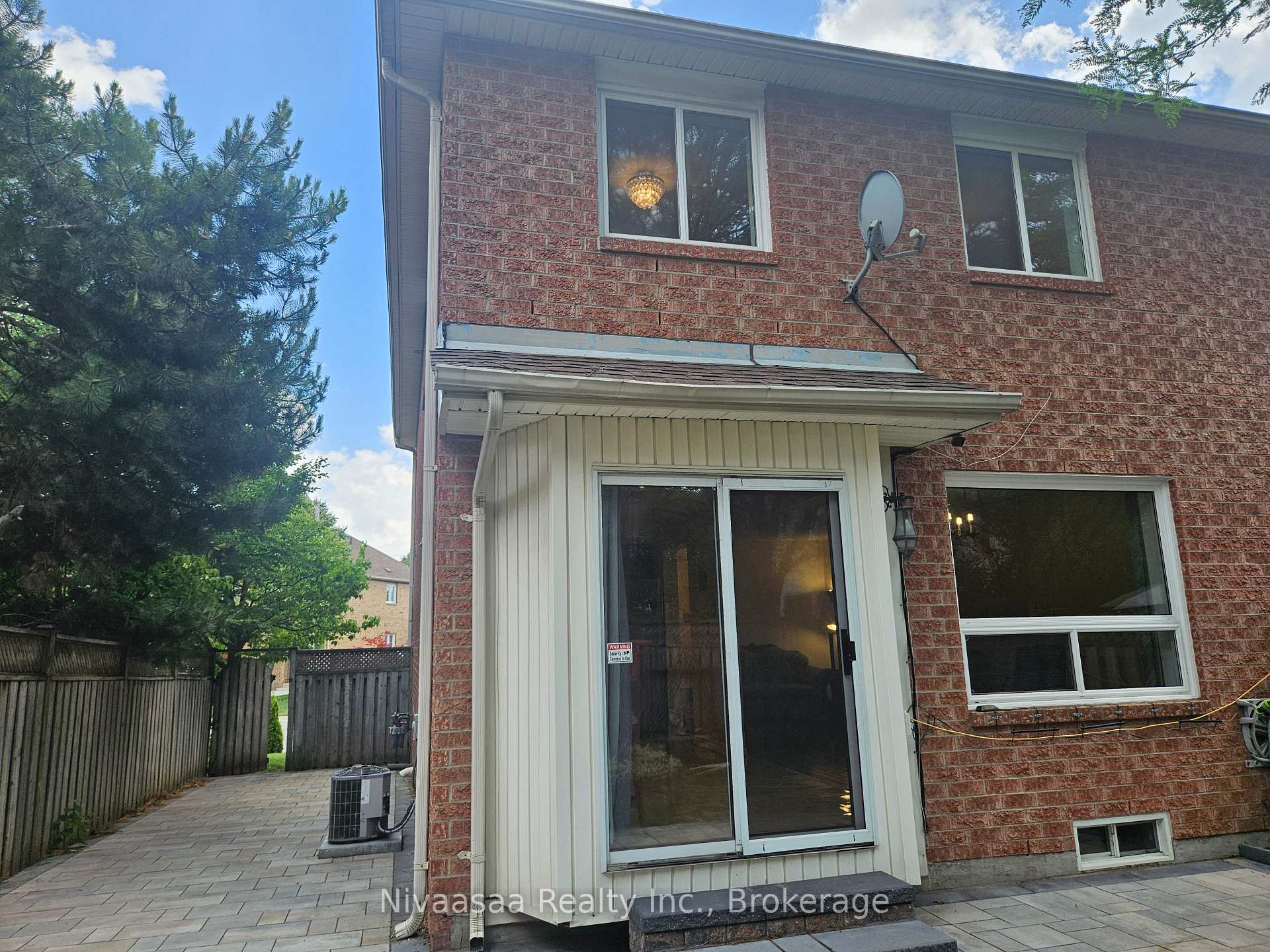Photo 23 of Unit 39, 28 Gilgorm Road, Brampton, Brampton West — HOMEH