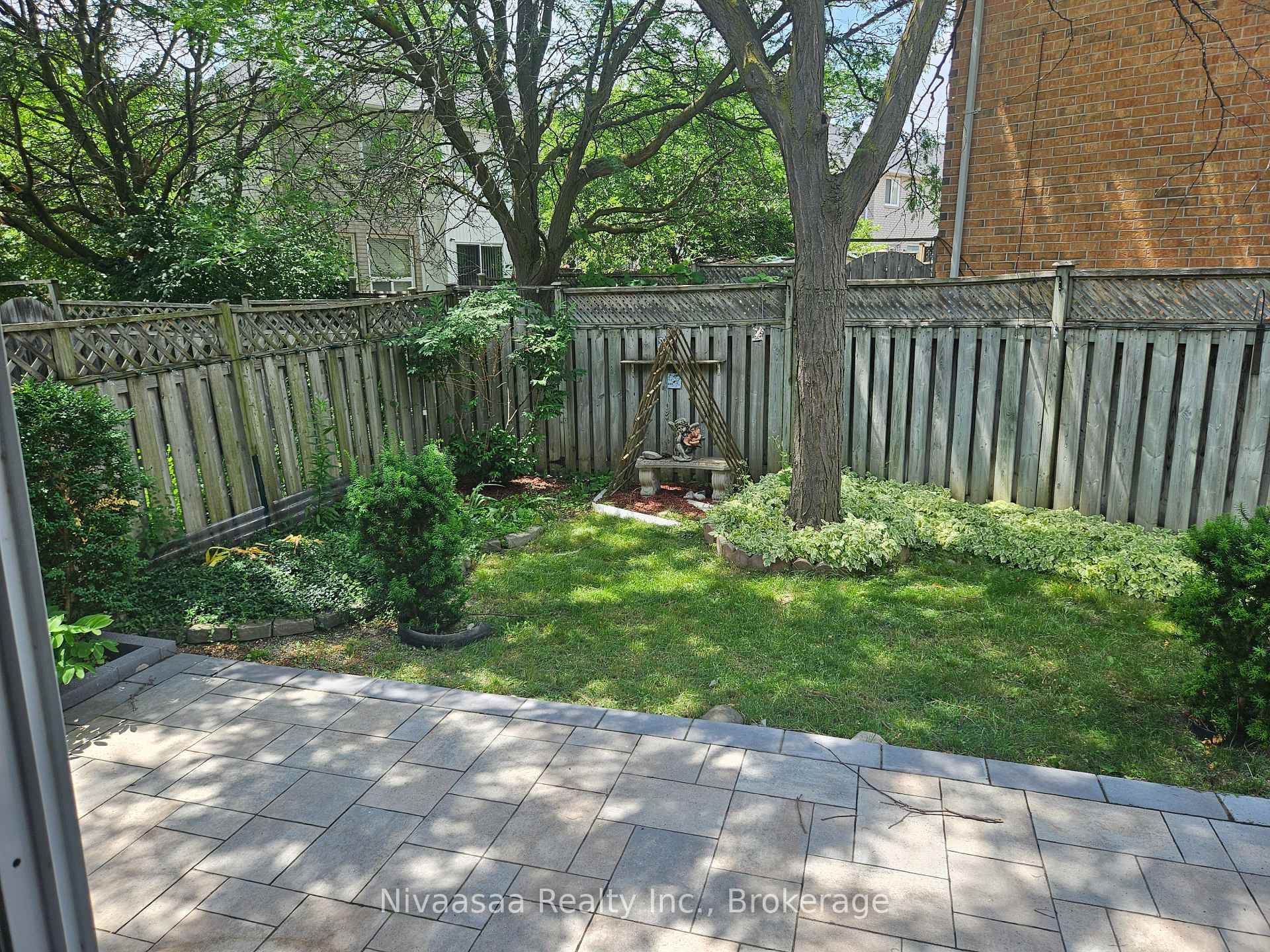 Photo 28 of Unit 39, 28 Gilgorm Road, Brampton, Brampton West — HOMEH