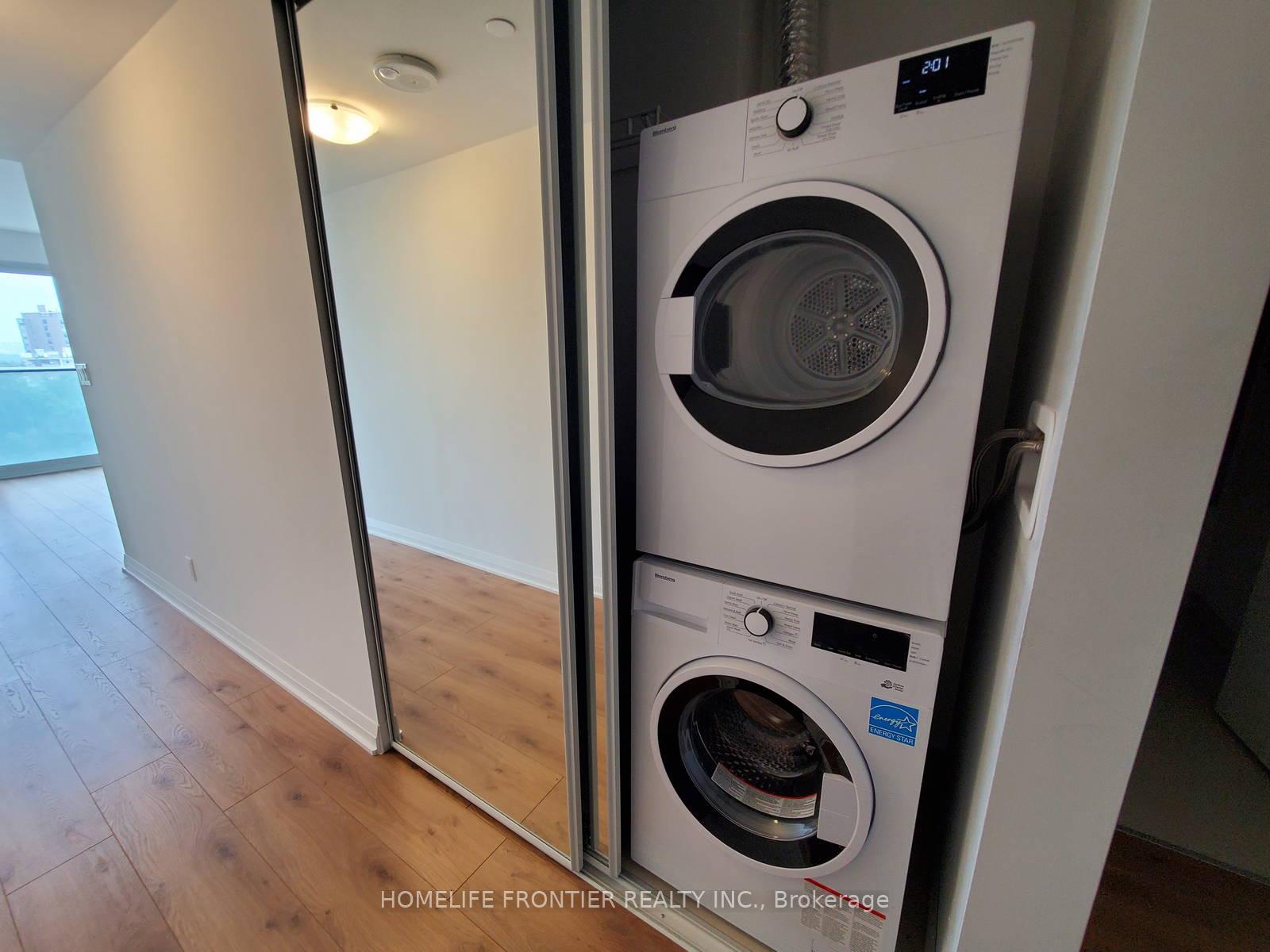 Photo 7 of Unit 811, 99 Foxbar Road, Toronto, Yonge-St. Clair — HOMEH