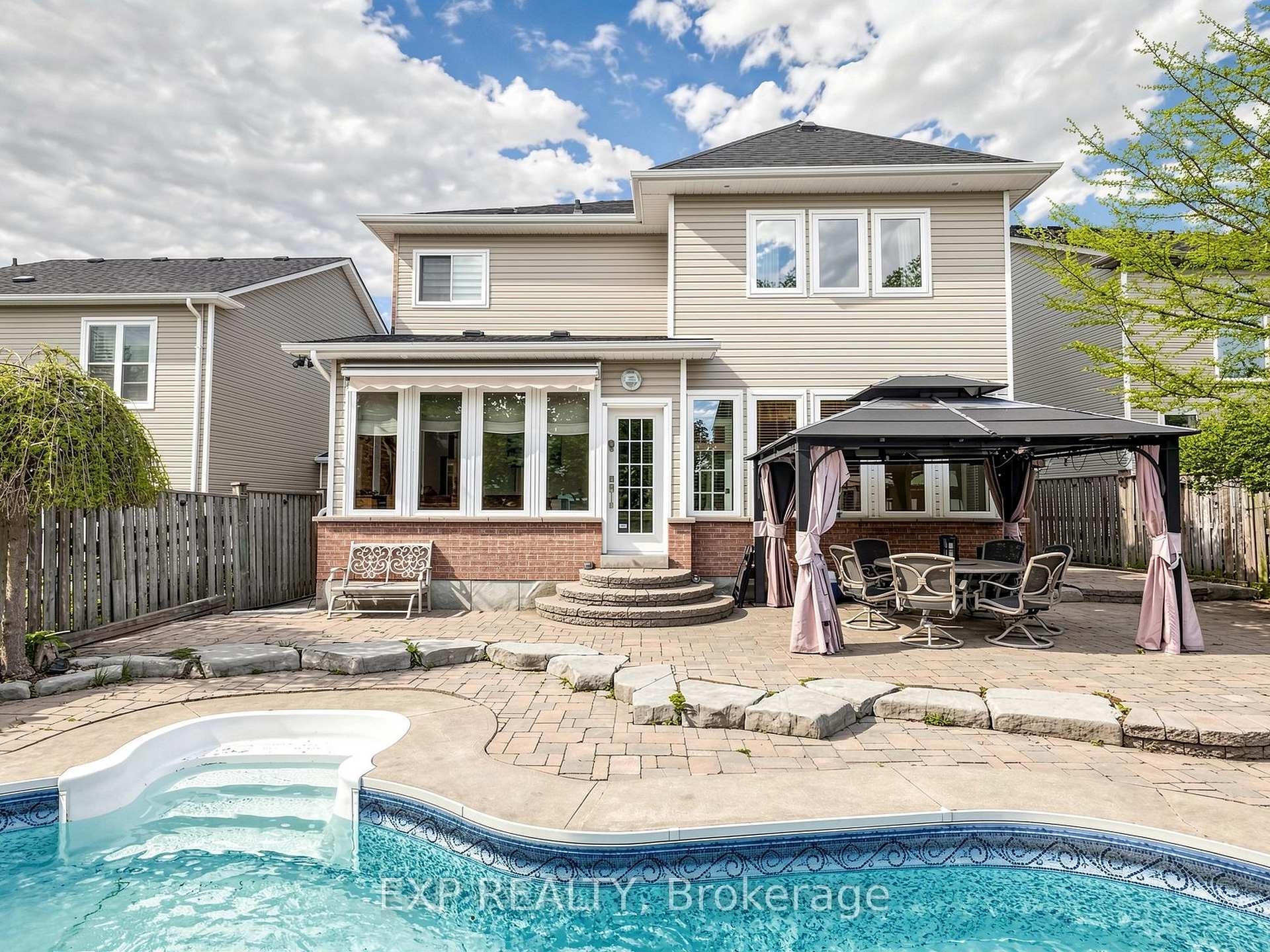 Photo 1 of 74 Darius Harns Drive, Whitby, Brooklin — HOMEH