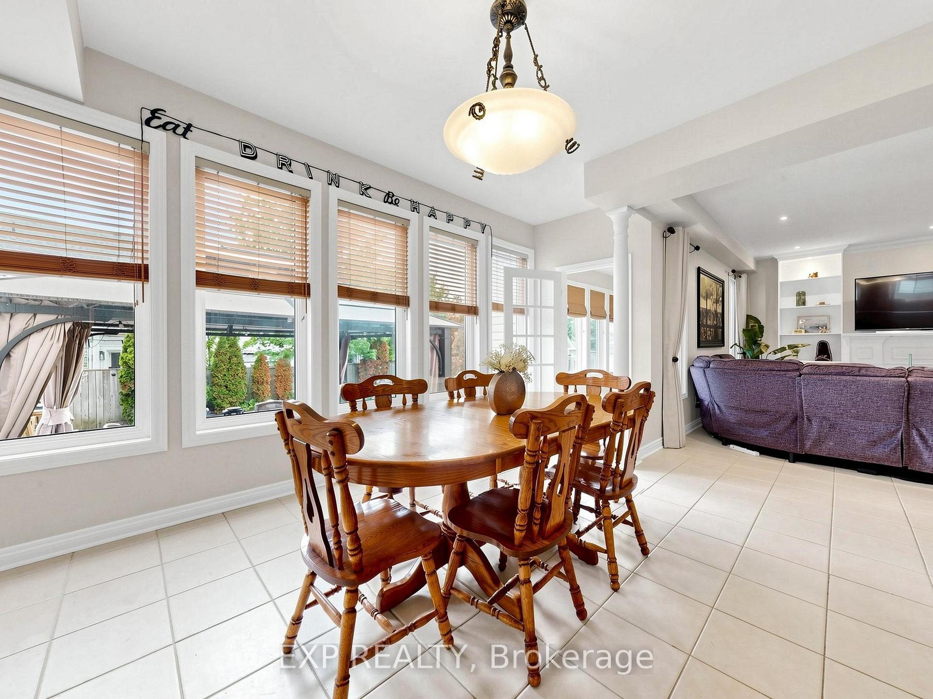 Photo 14 of 74 Darius Harns Drive, Whitby, Brooklin — HOMEH