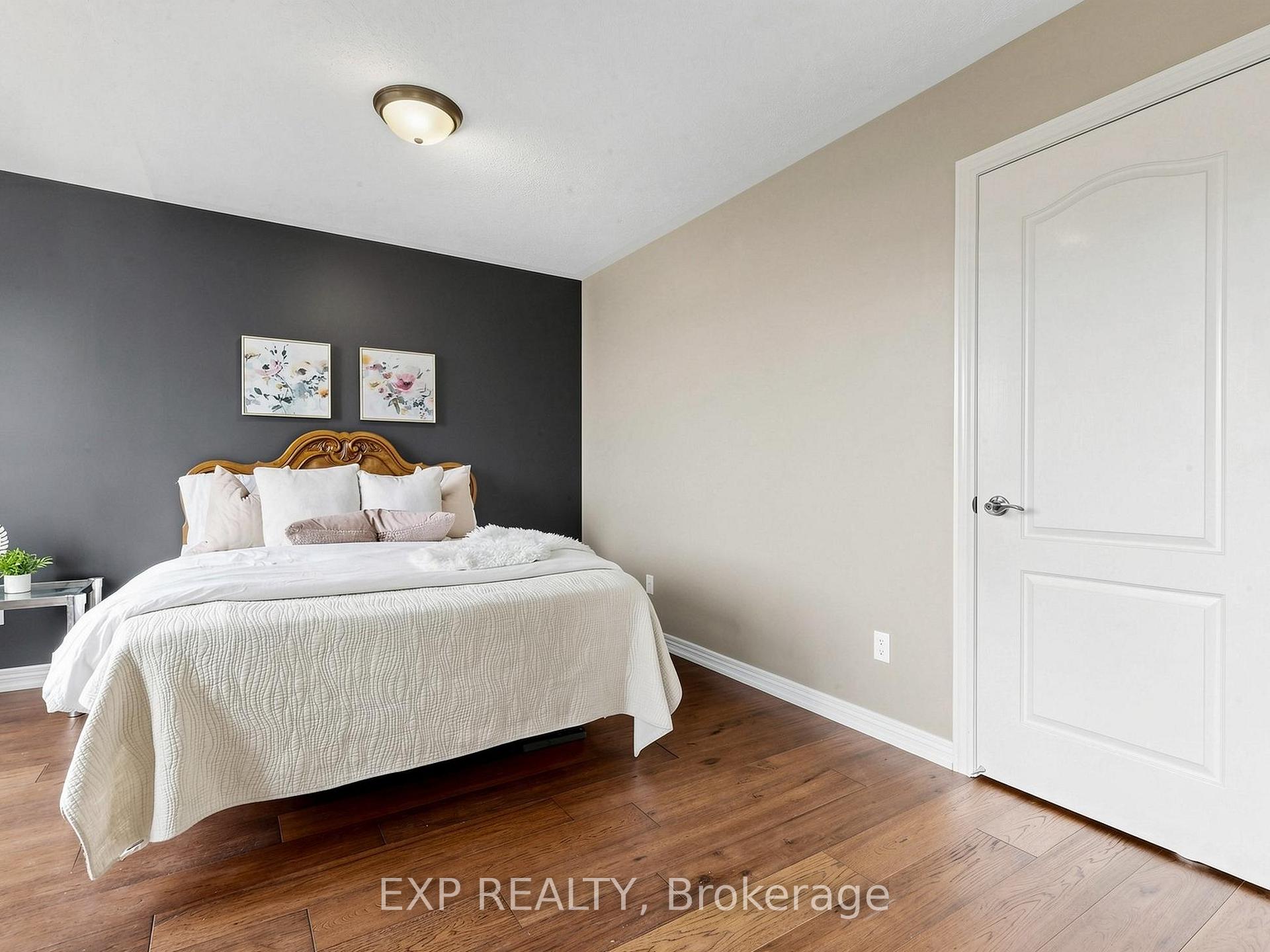 Photo 26 of 74 Darius Harns Drive, Whitby, Brooklin — HOMEH