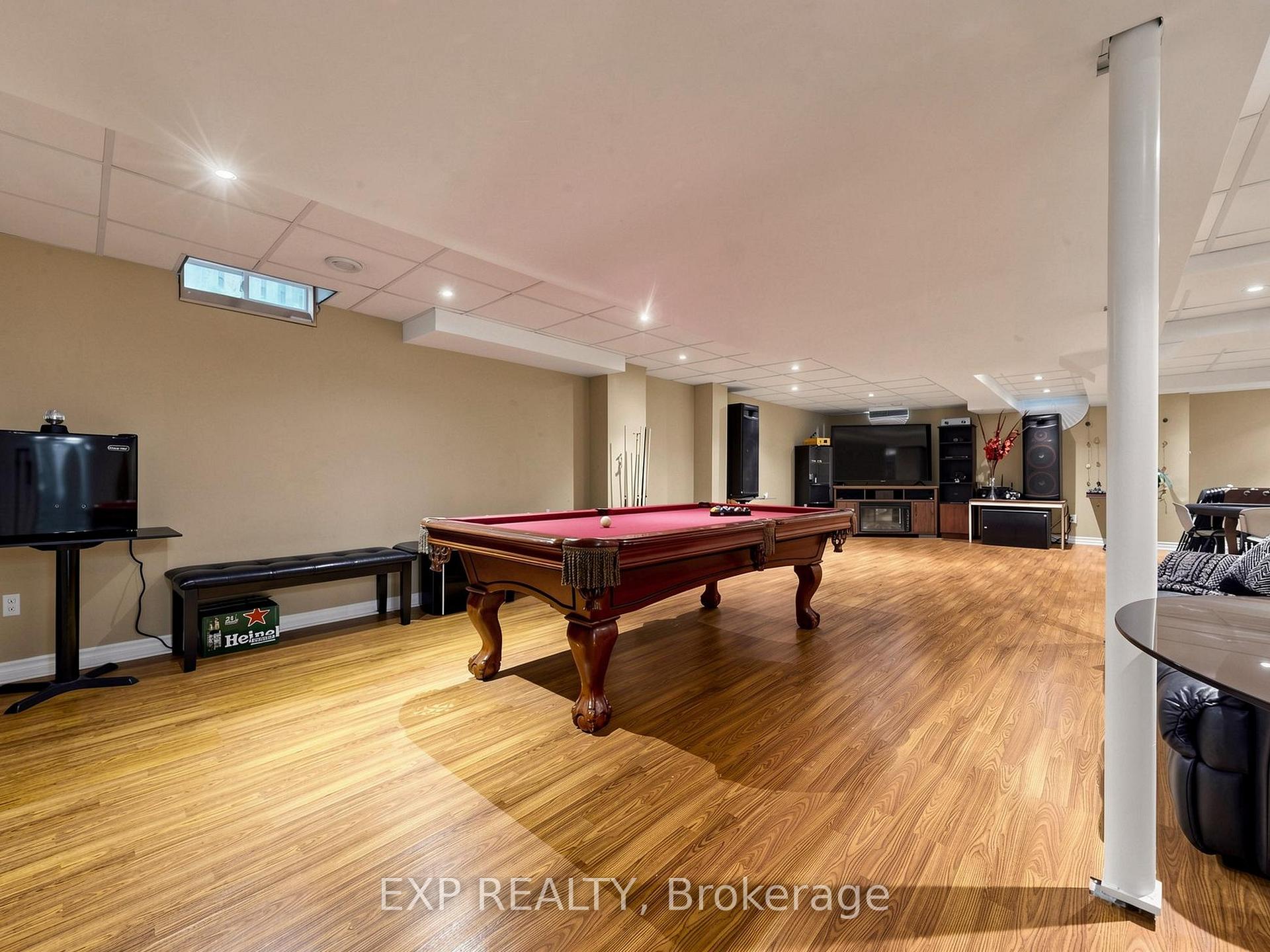 Photo 36 of 74 Darius Harns Drive, Whitby, Brooklin — HOMEH