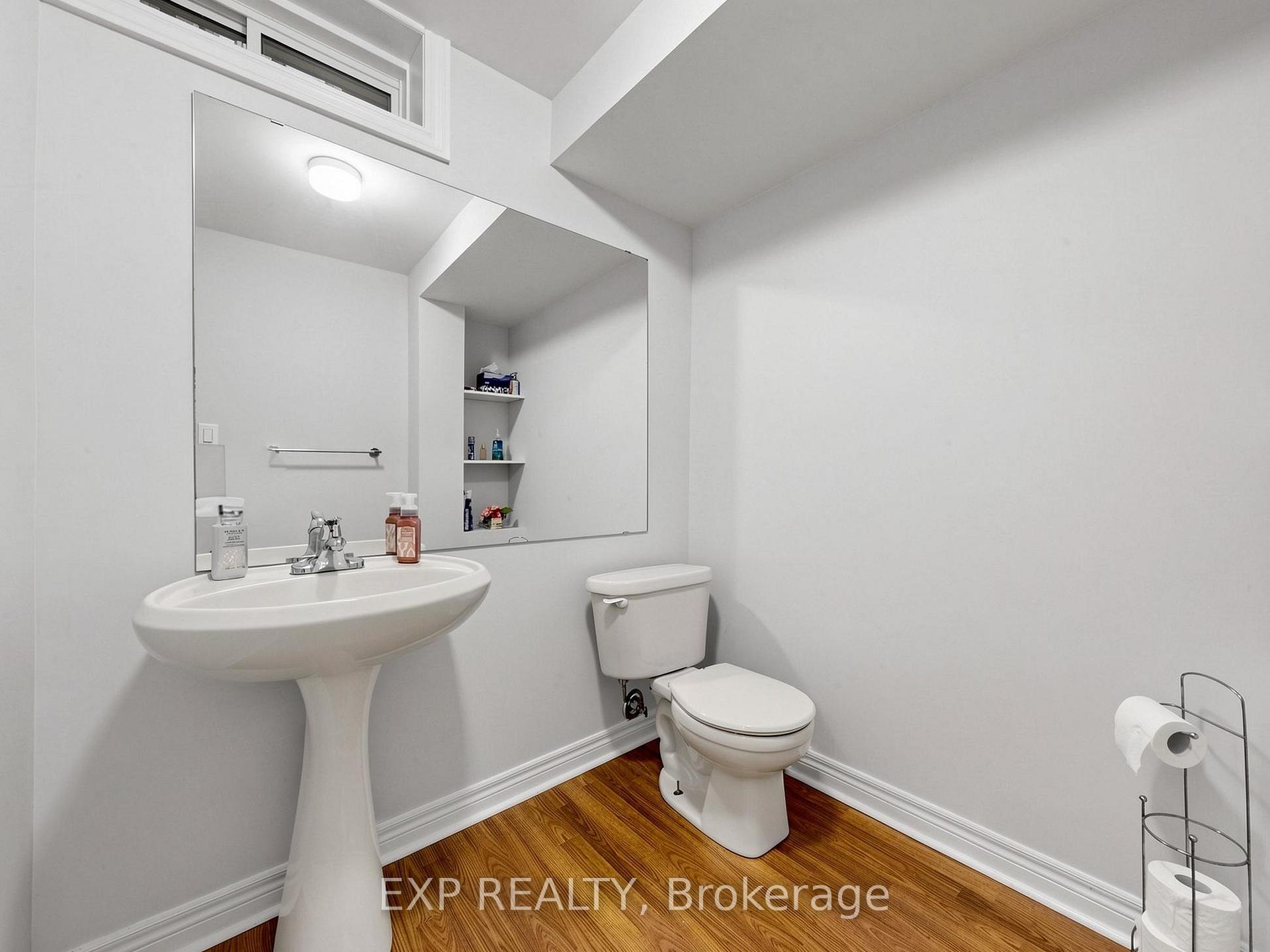 Photo 39 of 74 Darius Harns Drive, Whitby, Brooklin — HOMEH