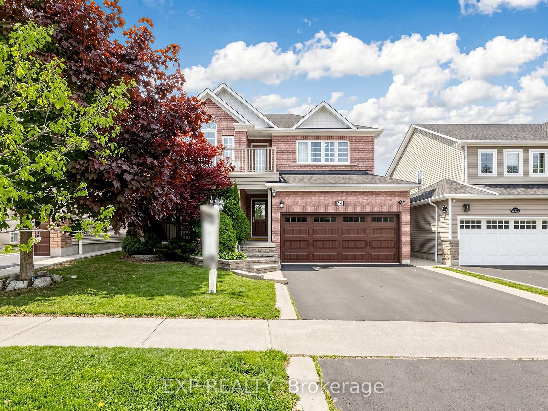Photo 49 of 74 Darius Harns Drive, Whitby, Brooklin — HOMEH