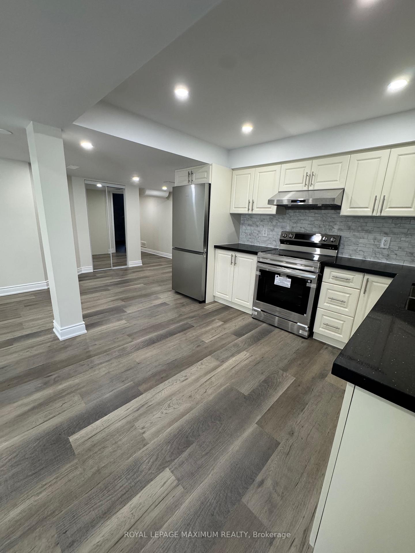 Photo 6 of 38 Credo Drive, Vaughan, Vellore Village — HOMEH