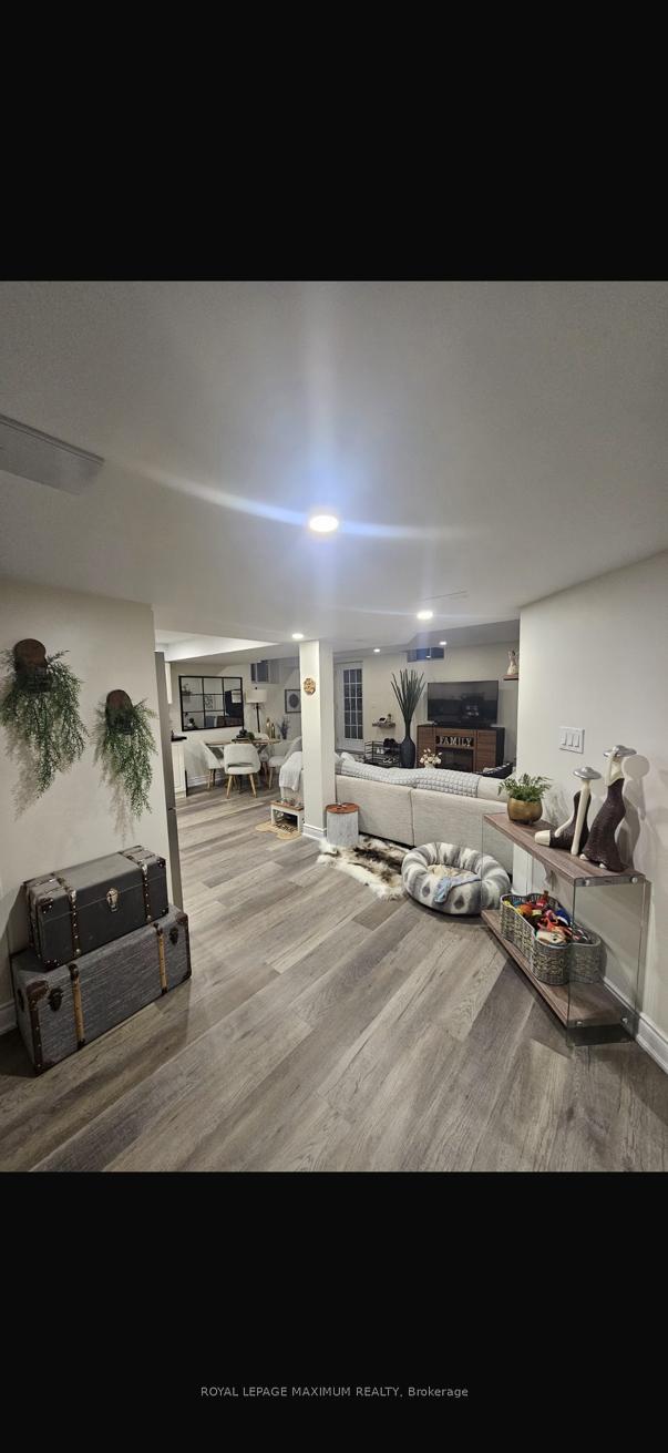Photo 18 of 38 Credo Drive, Vaughan, Vellore Village — HOMEH
