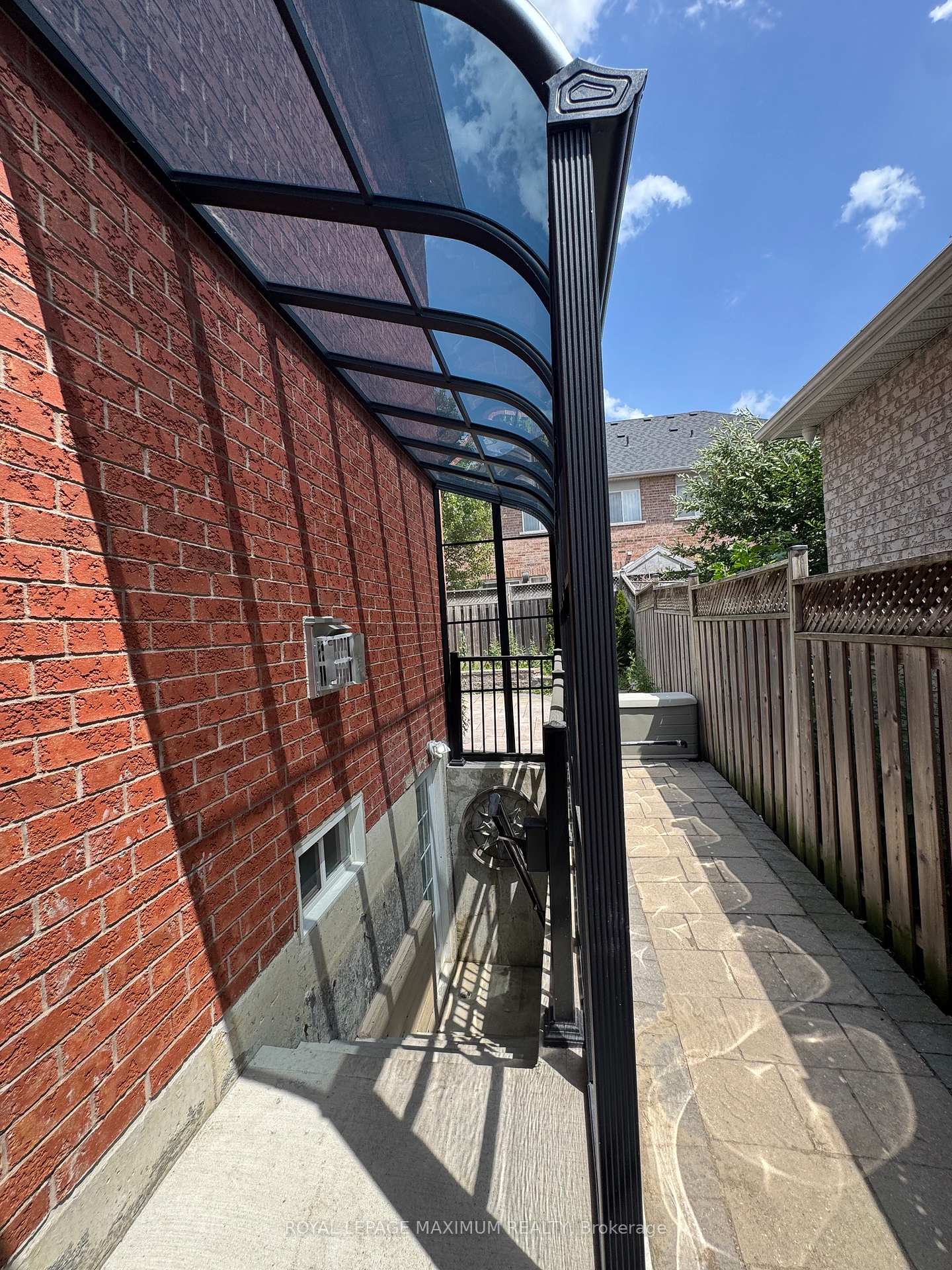 Photo 21 of 38 Credo Drive, Vaughan, Vellore Village — HOMEH
