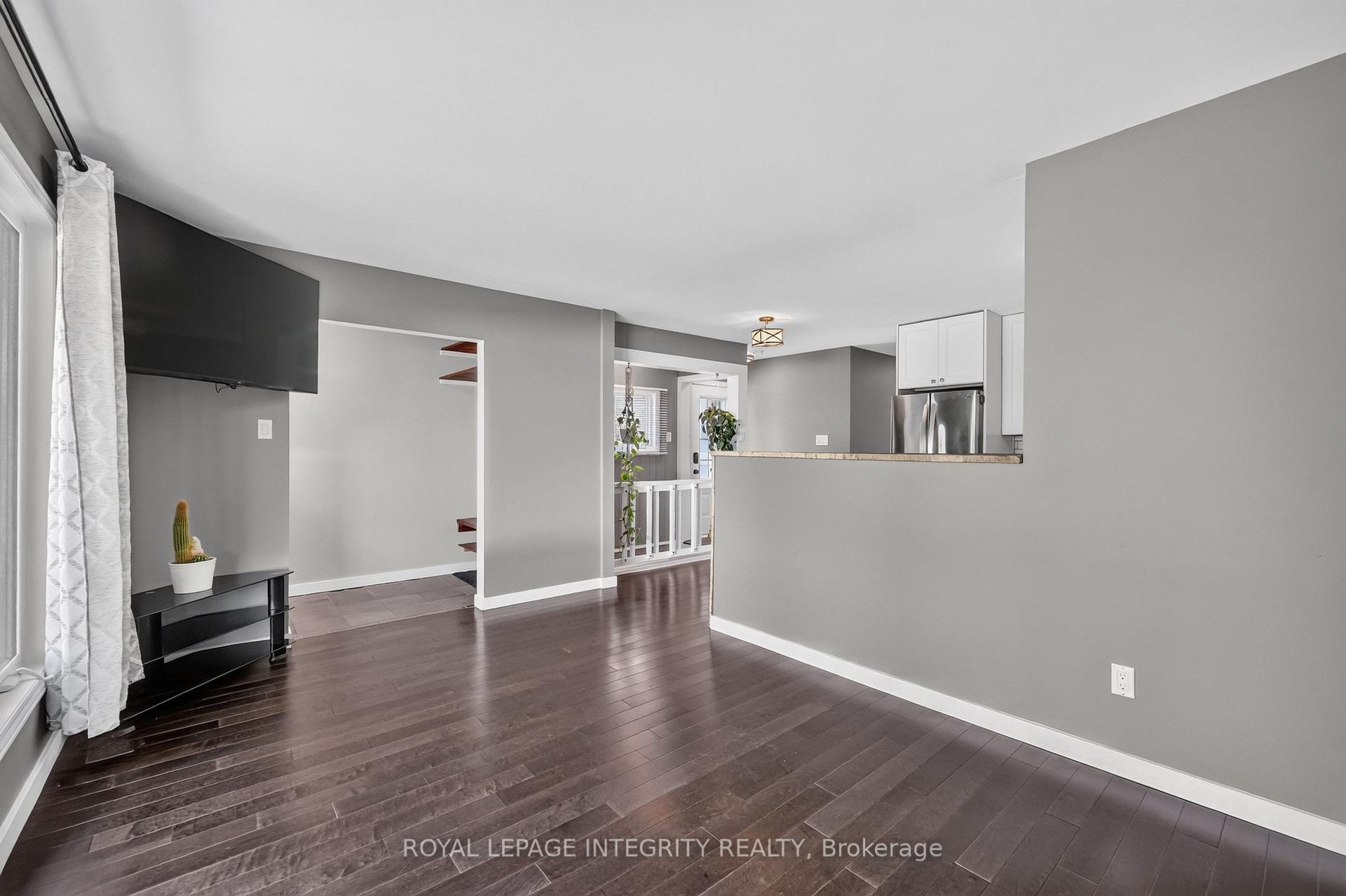 Photo 8 of 127 Morton Drive, Ottawa, Kanata - Glencairn/Hazeldean — HOMEH