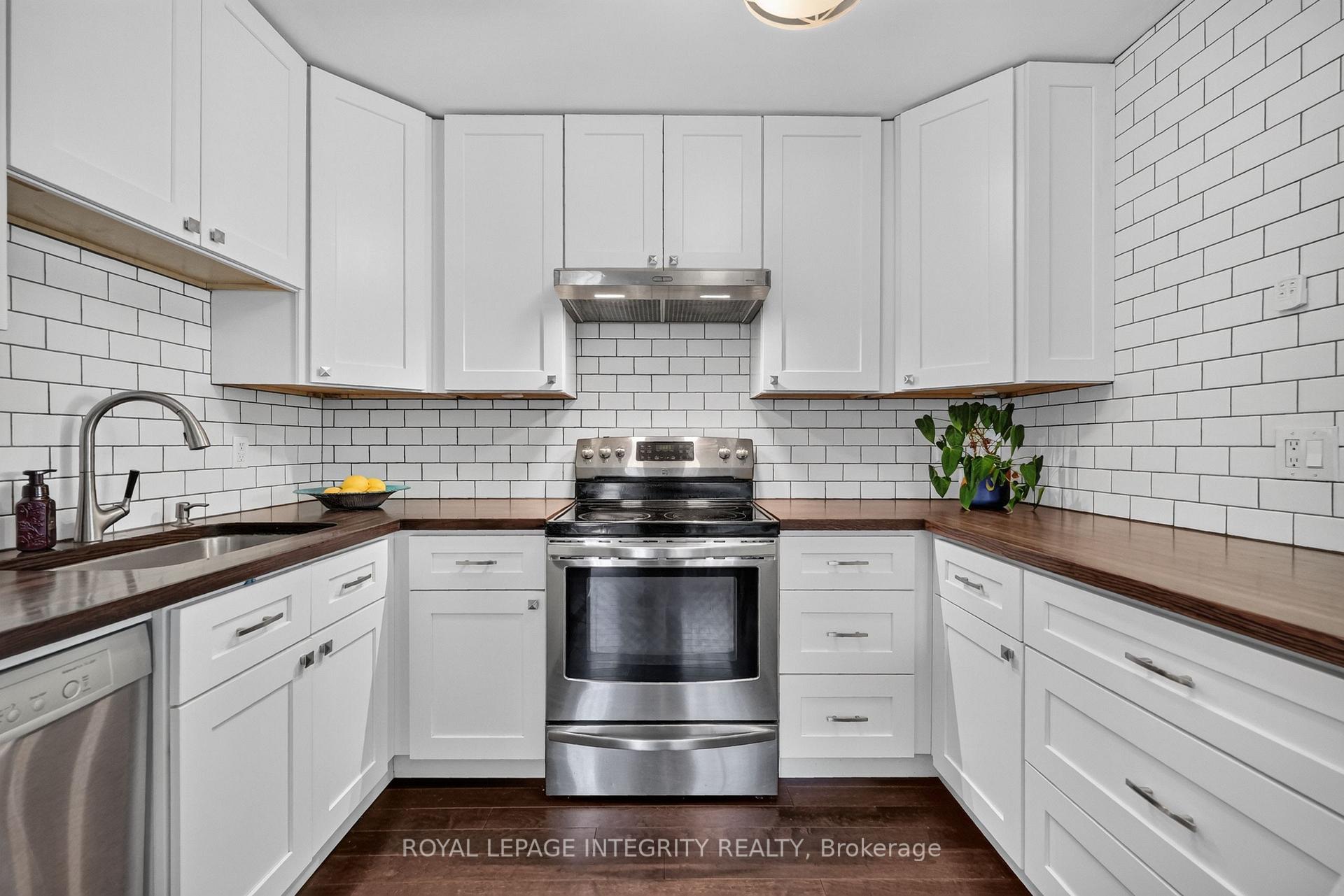 Photo 12 of 127 Morton Drive, Ottawa, Kanata - Glencairn/Hazeldean — HOMEH