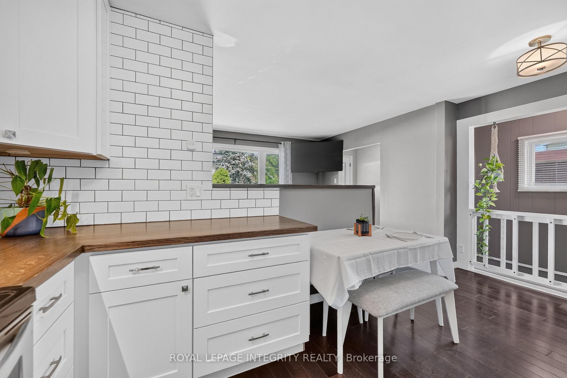Photo 14 of 127 Morton Drive, Ottawa, Kanata - Glencairn/Hazeldean — HOMEH
