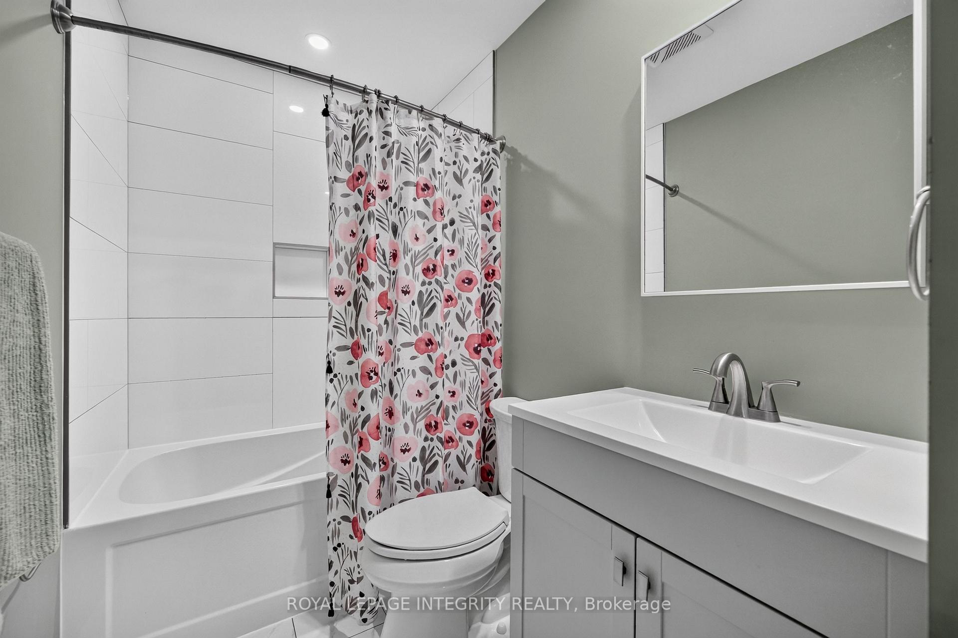 Photo 15 of 127 Morton Drive, Ottawa, Kanata - Glencairn/Hazeldean — HOMEH