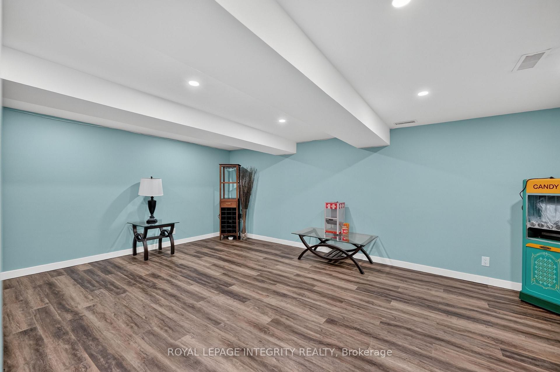 Photo 26 of 127 Morton Drive, Ottawa, Kanata - Glencairn/Hazeldean — HOMEH