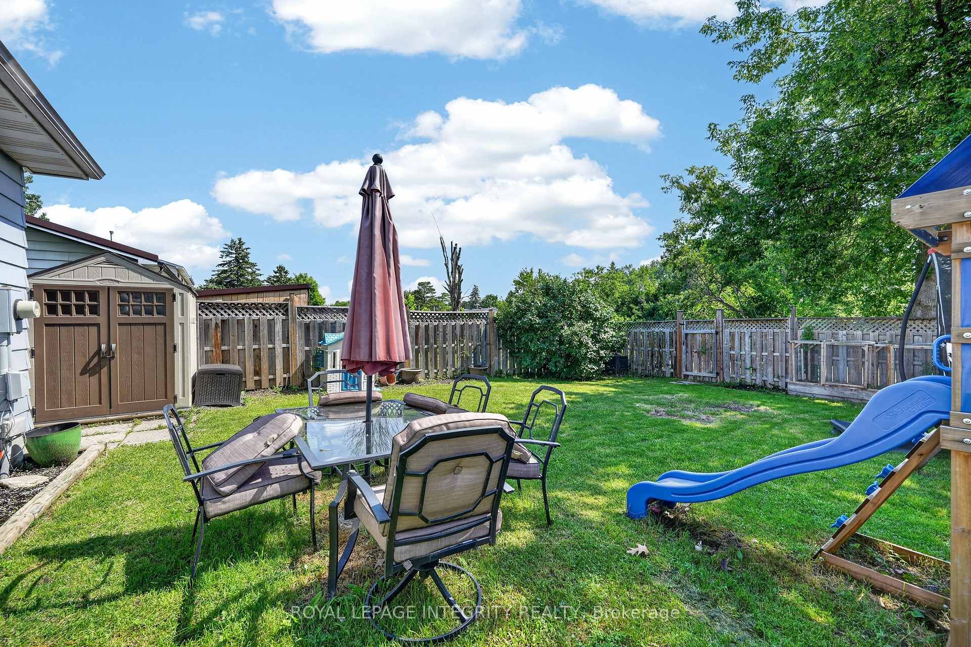 Photo 34 of 127 Morton Drive, Ottawa, Kanata - Glencairn/Hazeldean — HOMEH