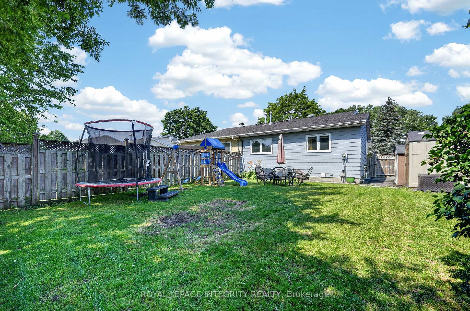 Photo 36 of 127 Morton Drive, Ottawa, Kanata - Glencairn/Hazeldean — HOMEH