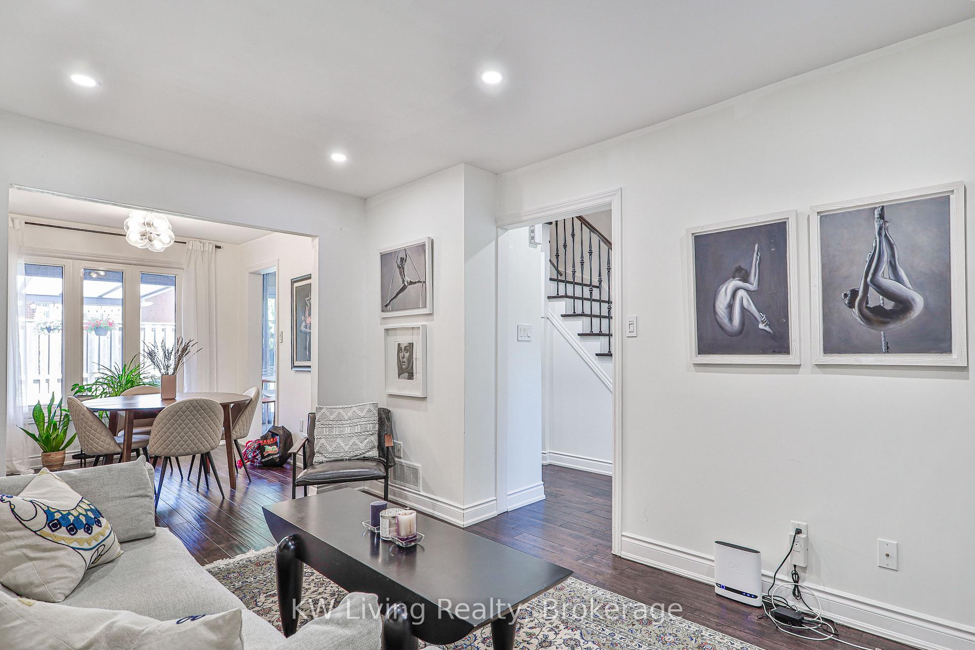 Photo 15 of 28 Jaimie Road, Vaughan, Brownridge — HOMEH