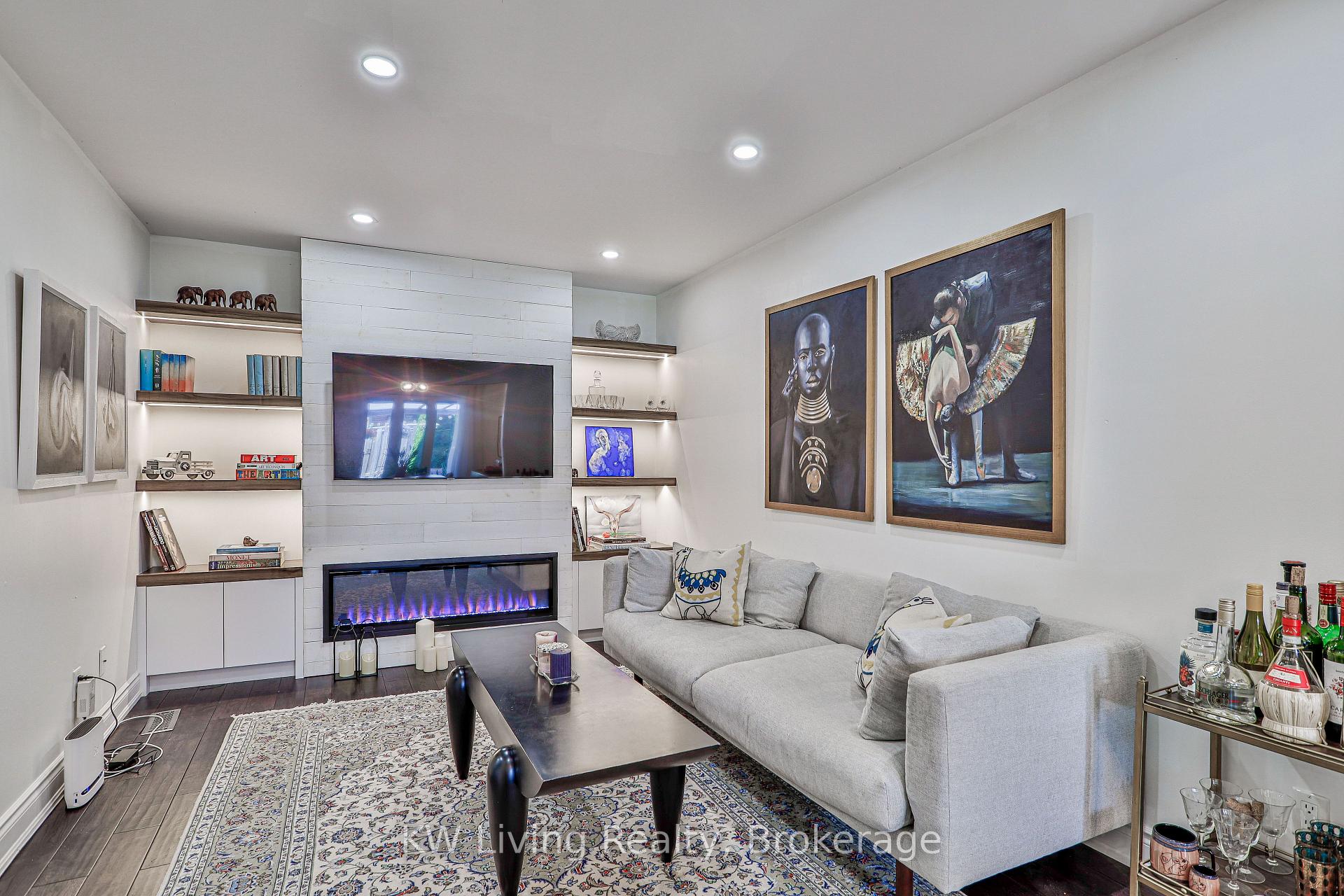 Photo 17 of 28 Jaimie Road, Vaughan, Brownridge — HOMEH