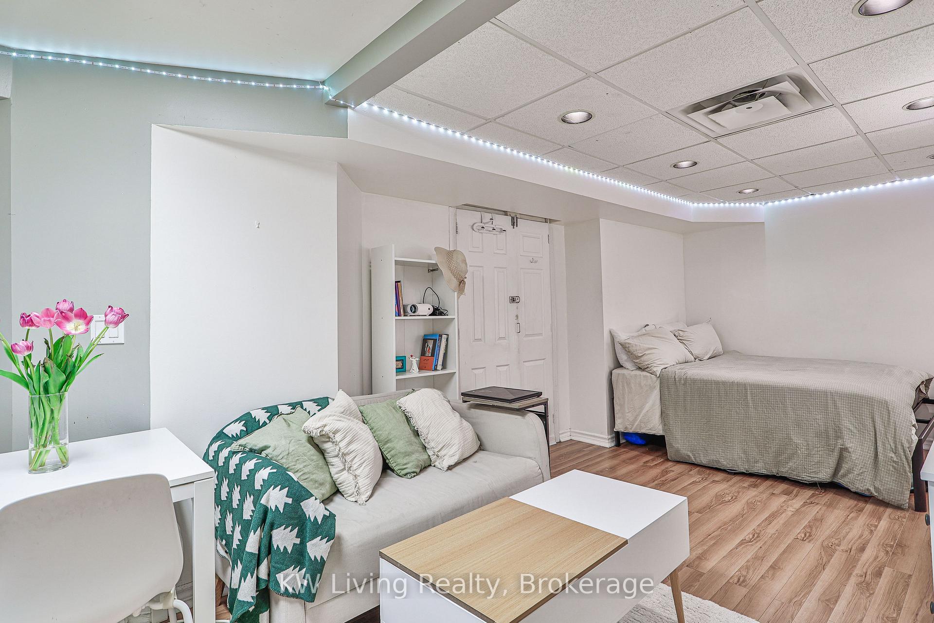 Photo 32 of 28 Jaimie Road, Vaughan, Brownridge — HOMEH