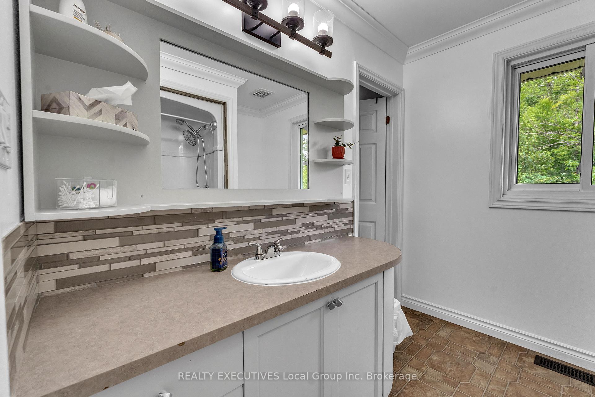 Photo 19 of 863 Highway 654, Callander — HOMEH