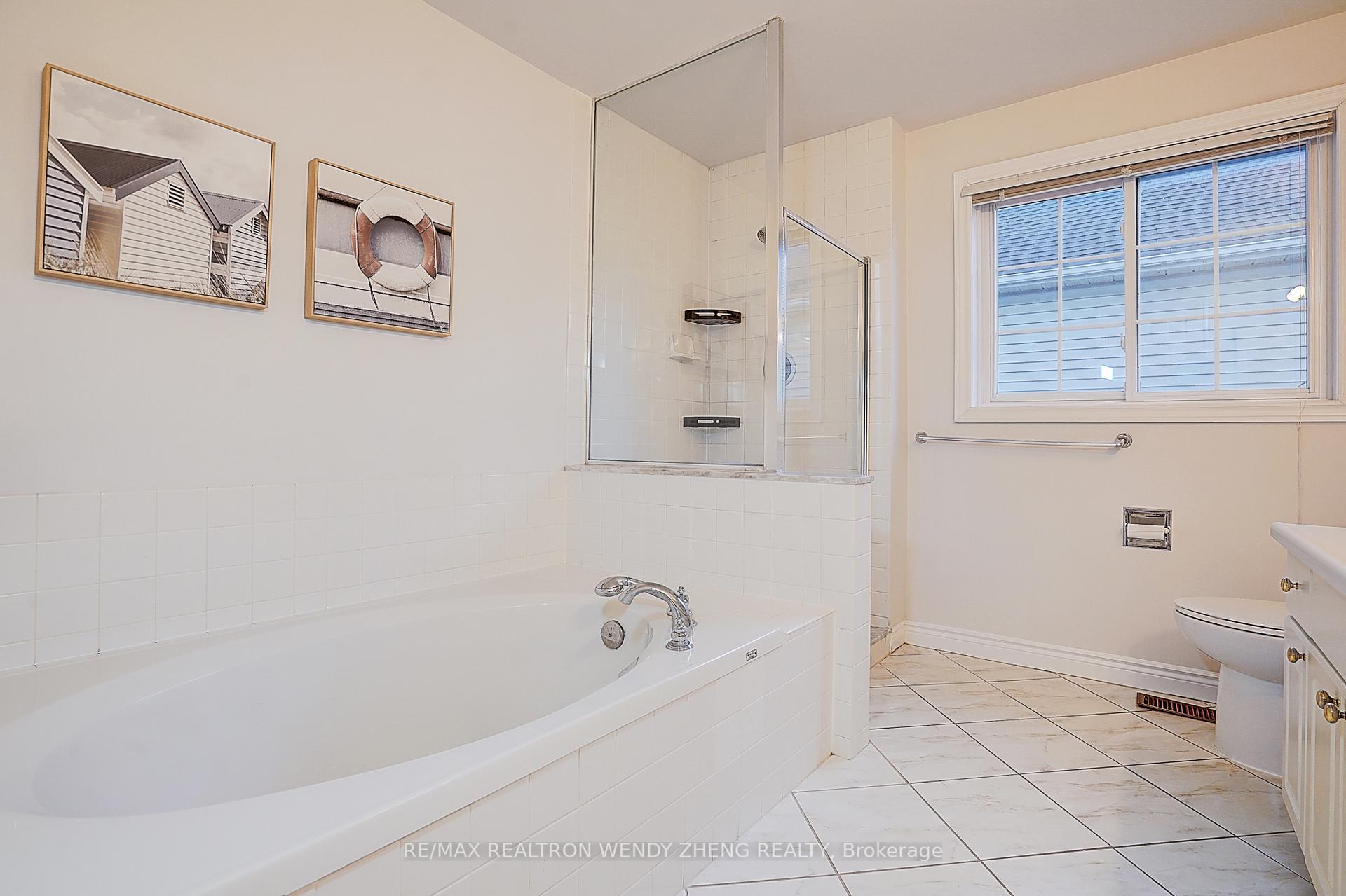 Photo 32 of 17 Pebblebeach Drive, Clarington, Courtice — HOMEH