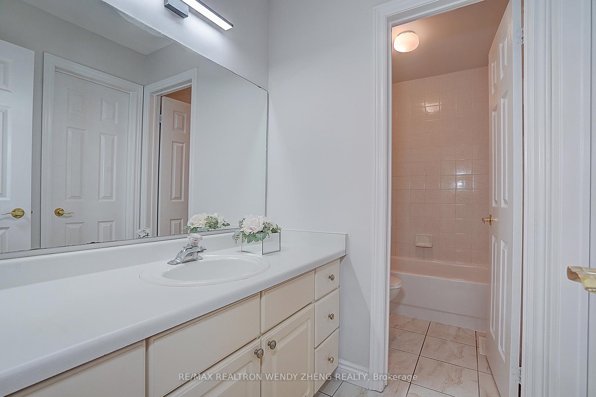 Photo 37 of 17 Pebblebeach Drive, Clarington, Courtice — HOMEH