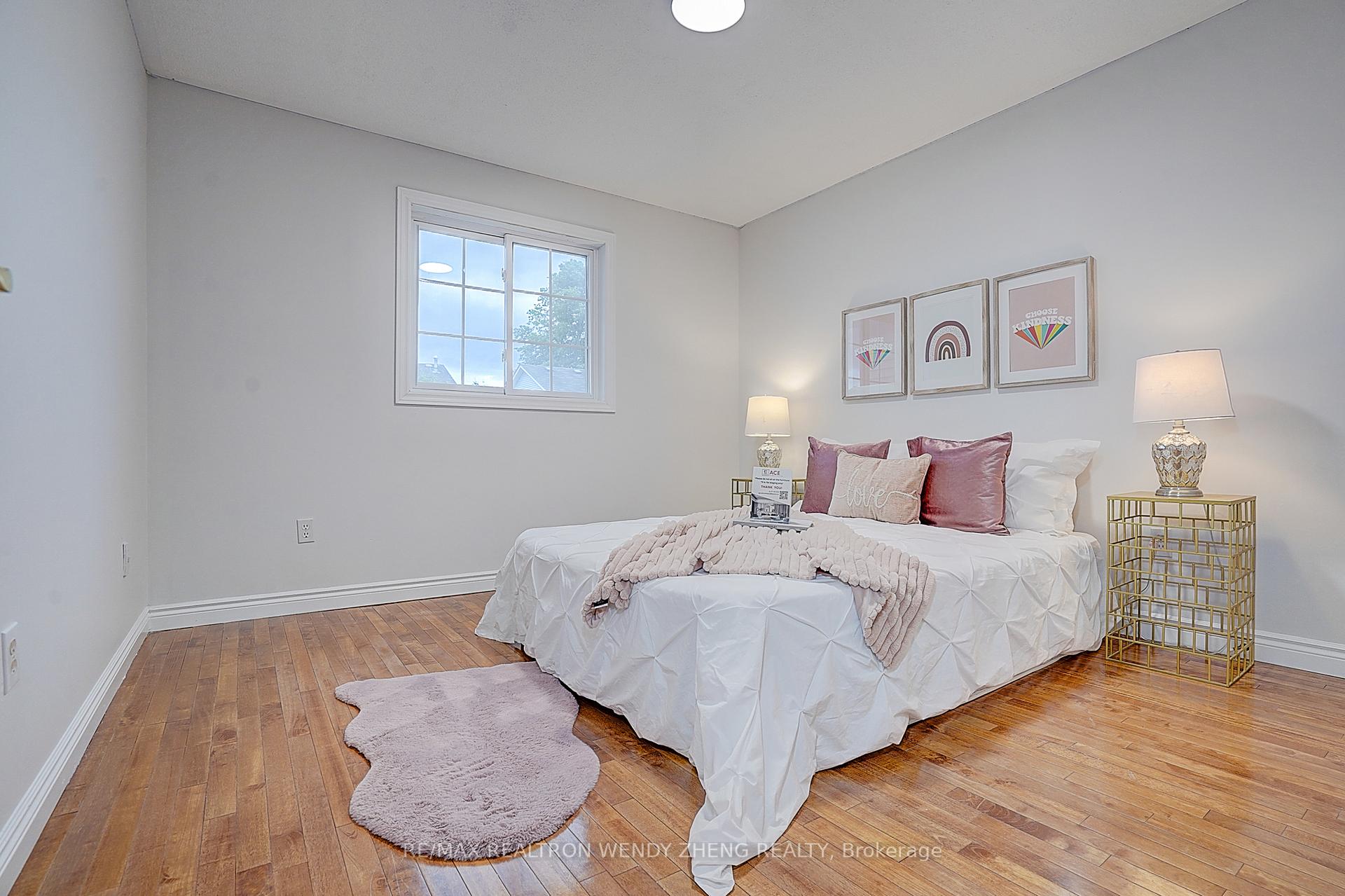 Photo 38 of 17 Pebblebeach Drive, Clarington, Courtice — HOMEH