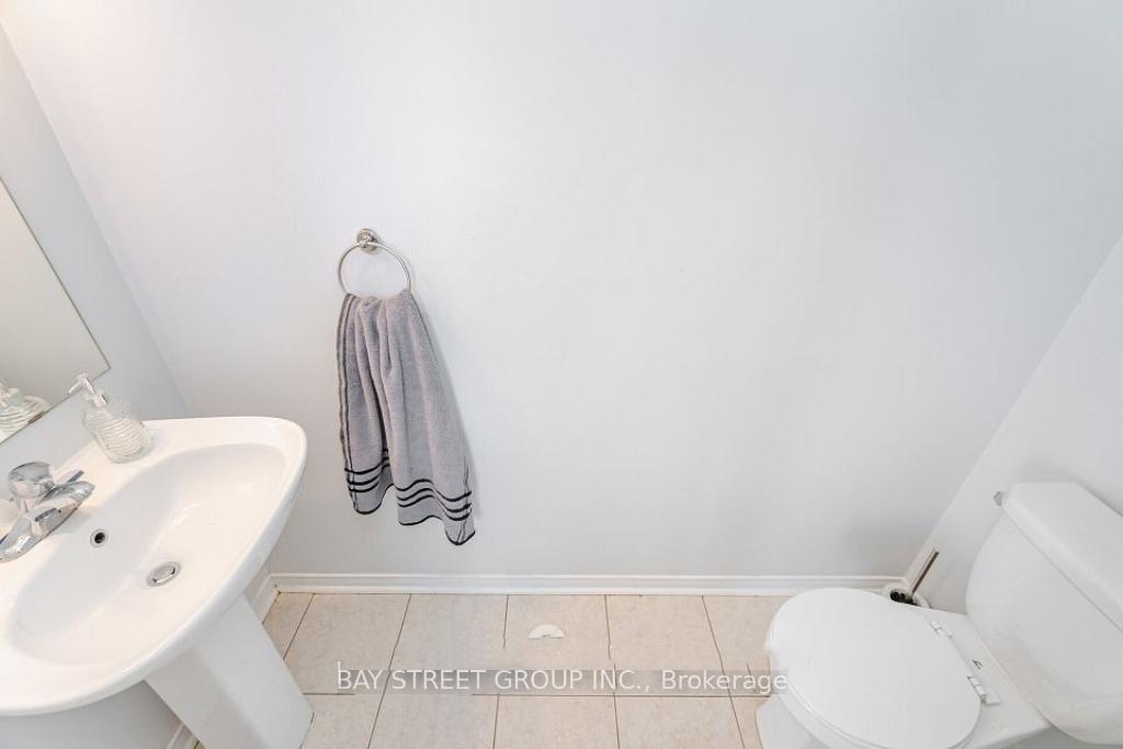 Photo 6 of Unit 83, 3250 Bentley Drive, Mississauga, Churchill Meadows — HOMEH