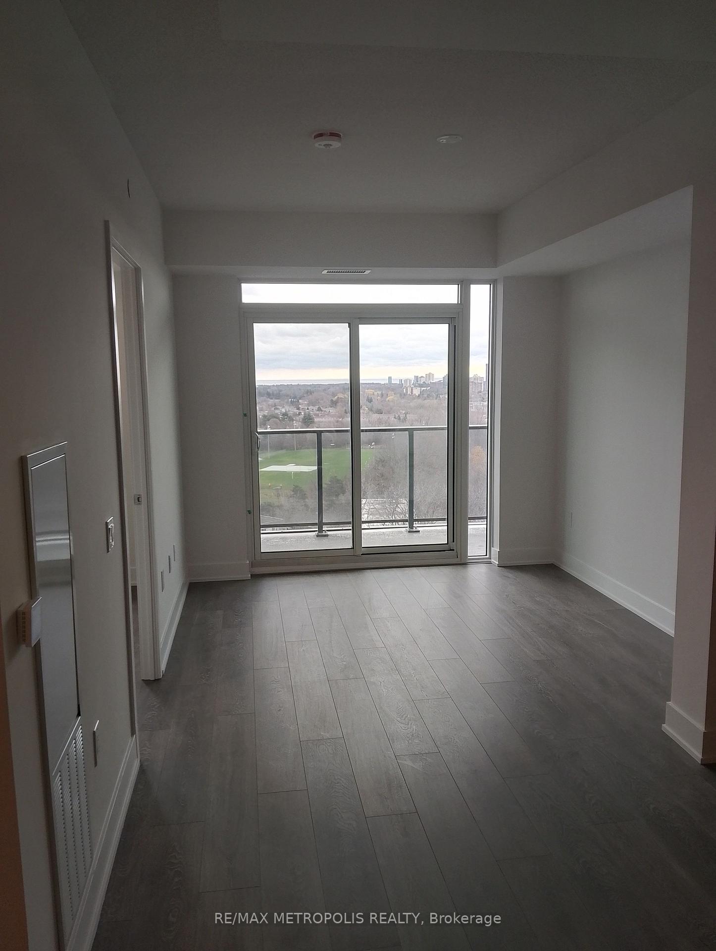 Photo 3 of Unit 1110, 204 Burnhamthorpe Road E, Mississauga, Mississauga Valleys — HOMEH