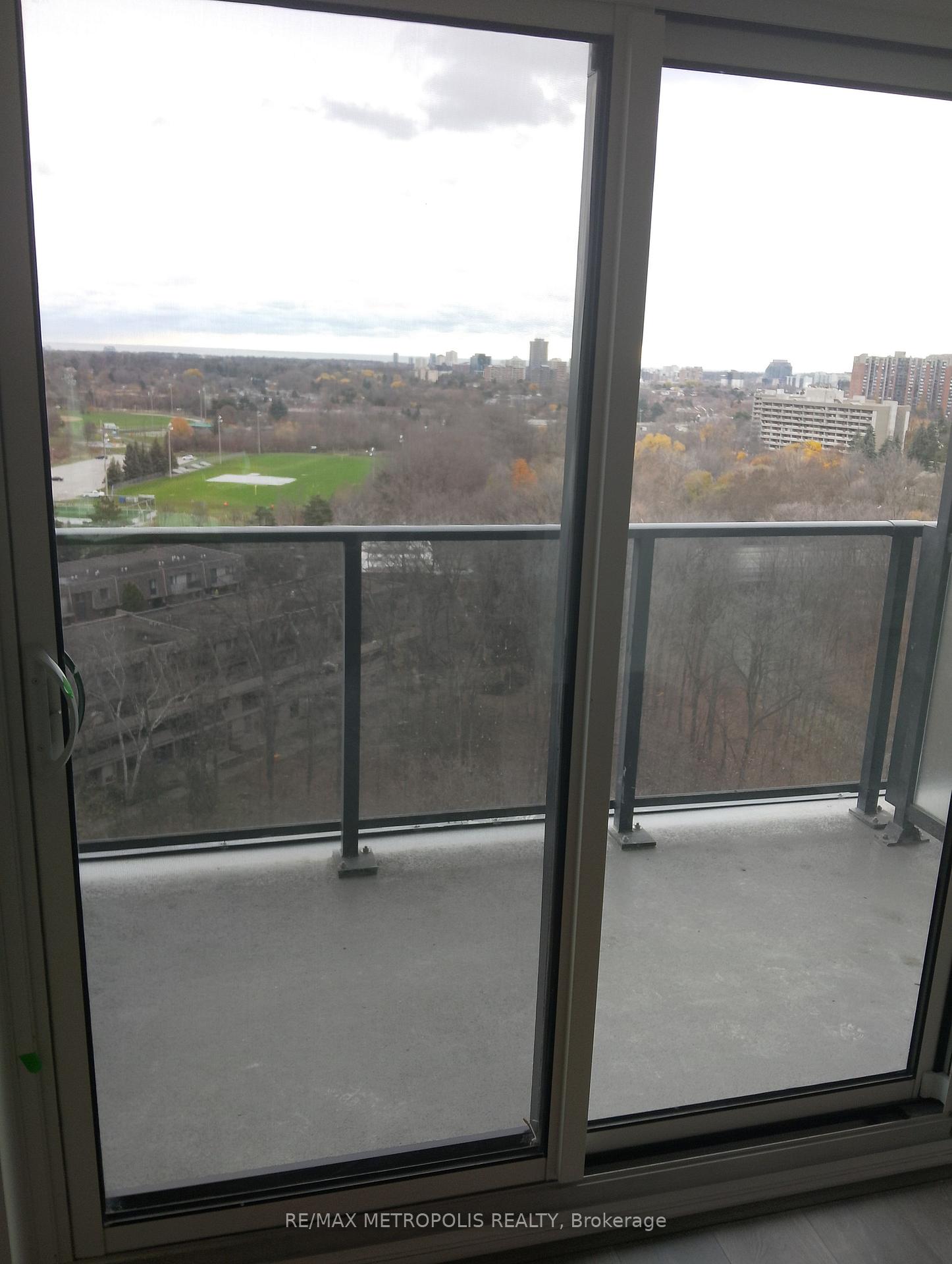 Photo 5 of Unit 1110, 204 Burnhamthorpe Road E, Mississauga, Mississauga Valleys — HOMEH