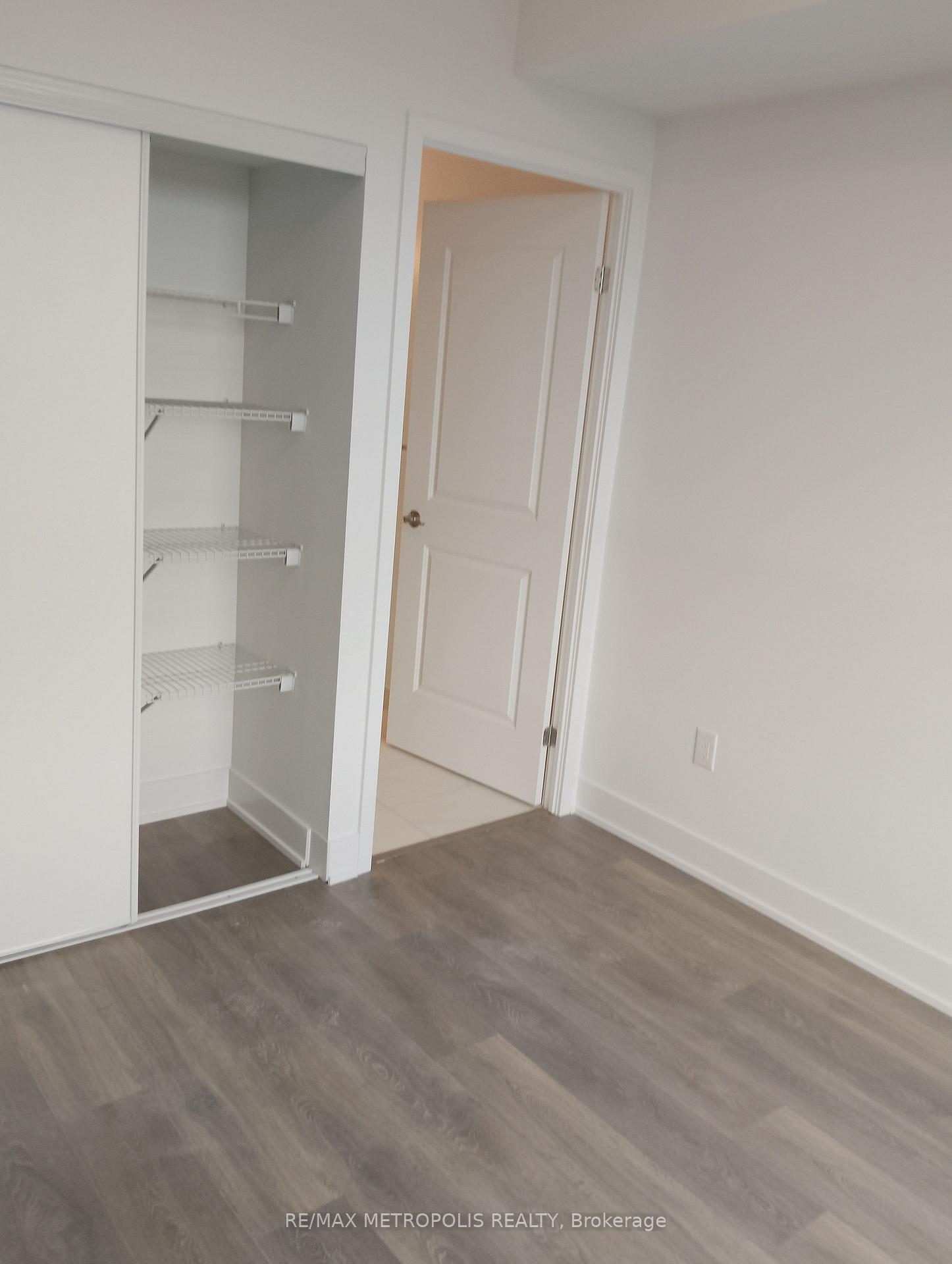 Photo 11 of Unit 1110, 204 Burnhamthorpe Road E, Mississauga, Mississauga Valleys — HOMEH