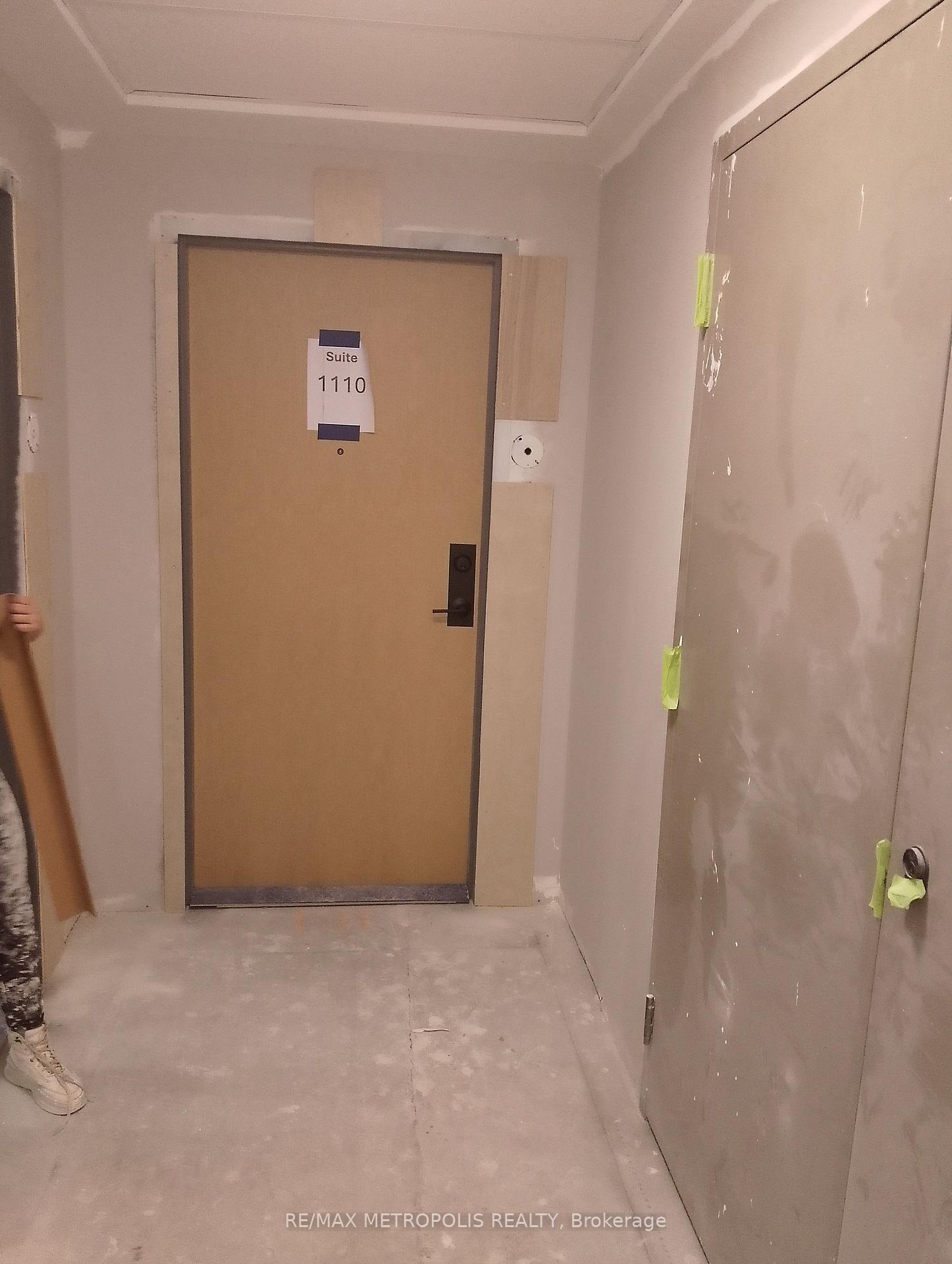Photo 15 of Unit 1110, 204 Burnhamthorpe Road E, Mississauga, Mississauga Valleys — HOMEH