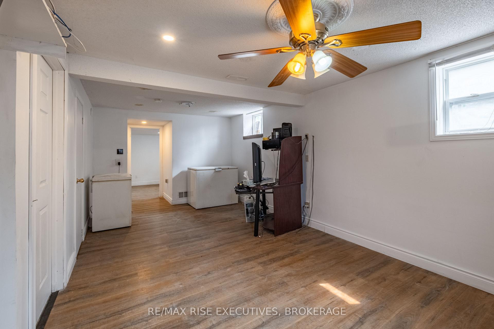 Photo 6 of 61 Seventh Avenue, Kingston, East of Sir John A. Blvd — HOMEH
