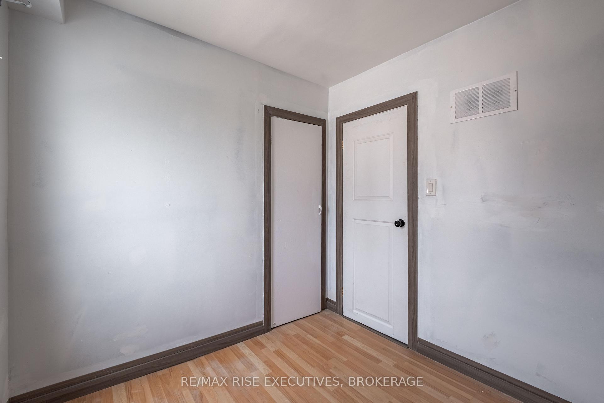 Photo 16 of 61 Seventh Avenue, Kingston, East of Sir John A. Blvd — HOMEH