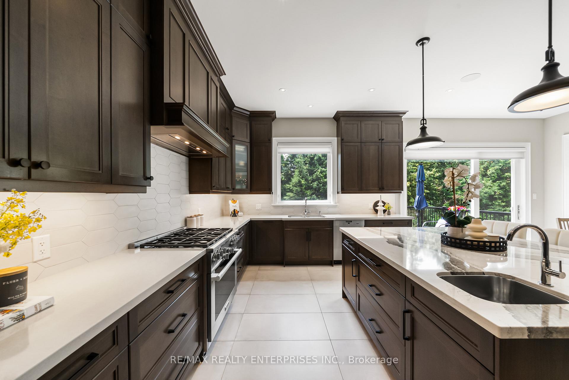 Photo 10 of 6628 Rothschild Trail, Mississauga, Meadowvale Village — HOMEH