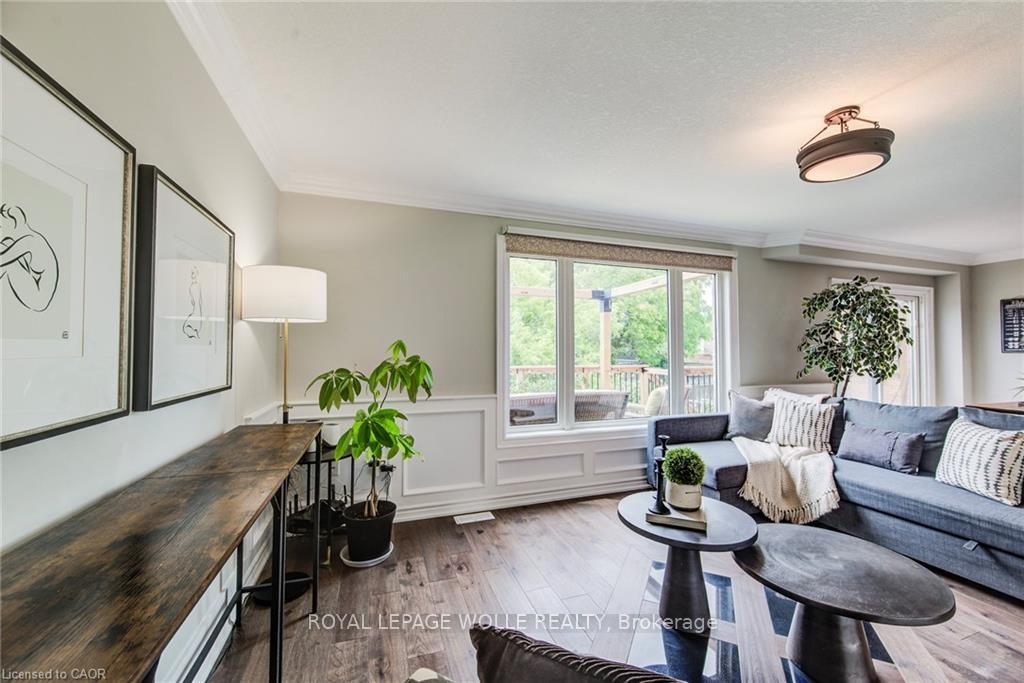 Photo 16 of 182 Kerwood Drive, Cambridge, Hespeler Village — HOMEH