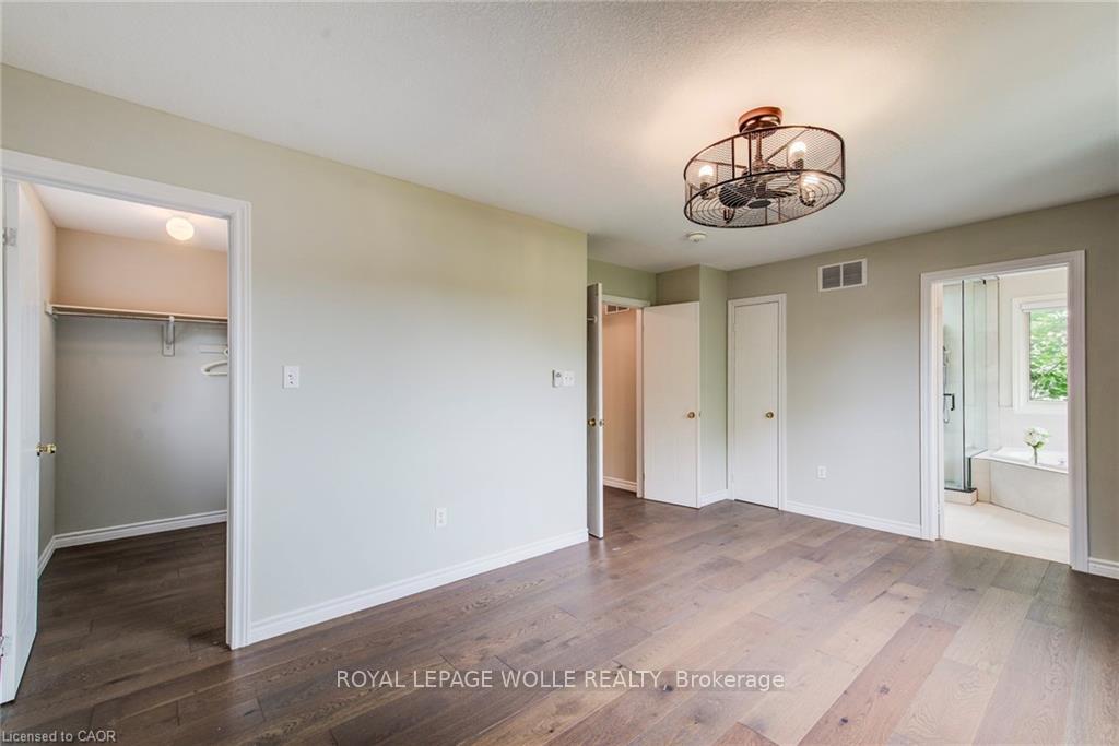 Photo 21 of 182 Kerwood Drive, Cambridge, Hespeler Village — HOMEH