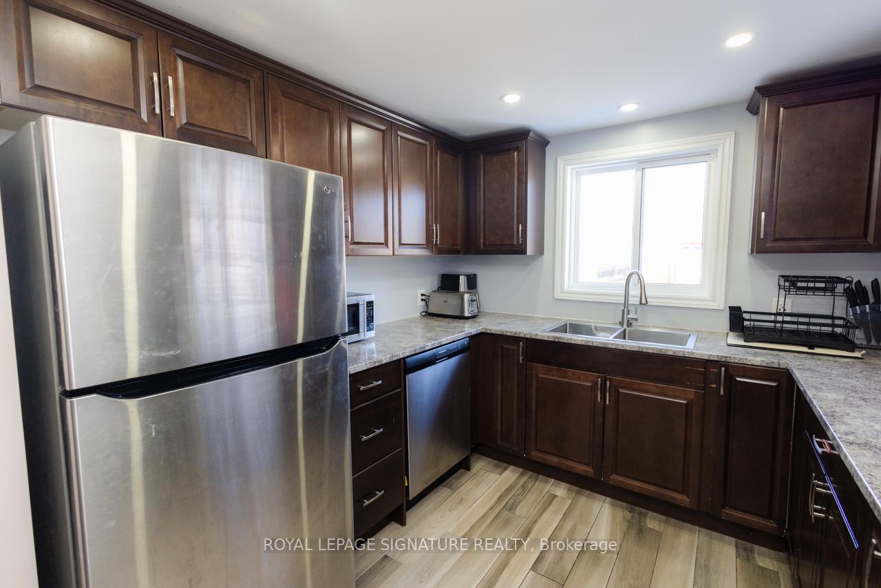 Photo 15 of 317 Britannia Avenue, Hamilton, Homeside — HOMEH