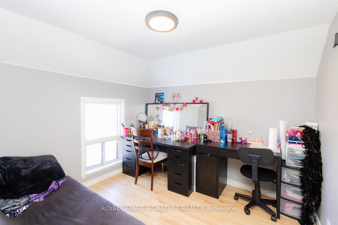 Photo 24 of 317 Britannia Avenue, Hamilton, Homeside — HOMEH