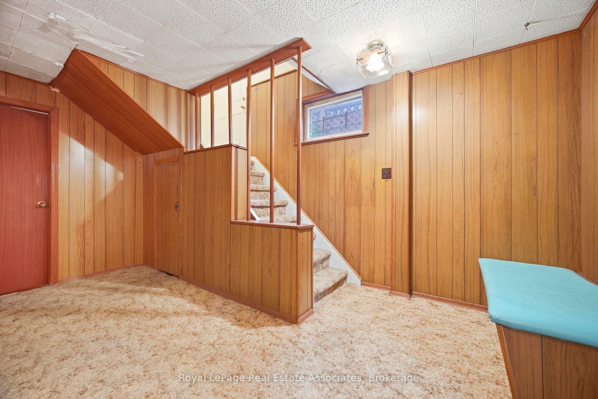 Photo 39 of 193 Kingsview Boulevard, Etobicoke, Kingsview Village-The Westway — HOMEH