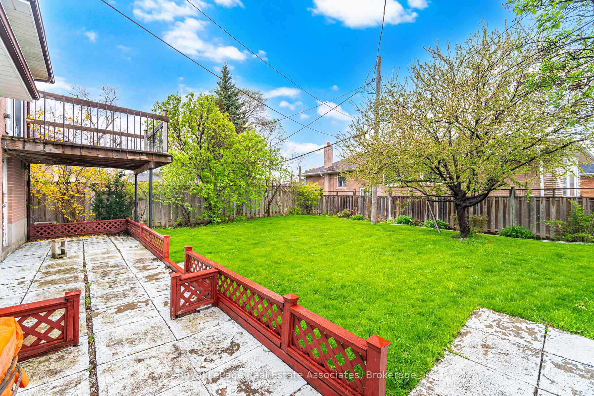 Photo 48 of 193 Kingsview Boulevard, Etobicoke, Kingsview Village-The Westway — HOMEH