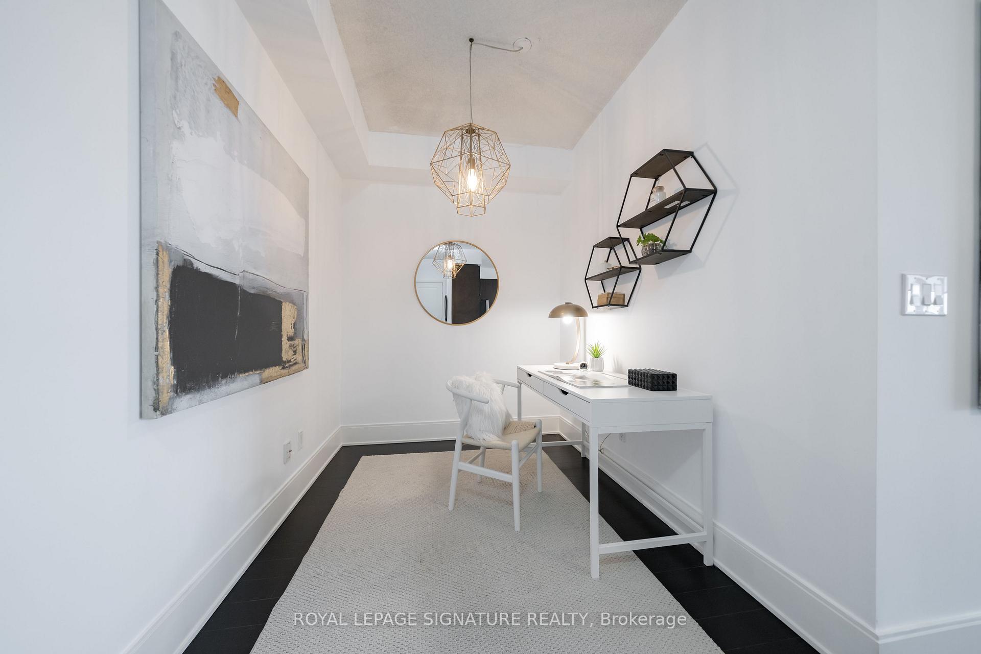 Photo 5 of Unit 1901, 25 Broadway Avenue, Toronto, Mount Pleasant West — HOMEH